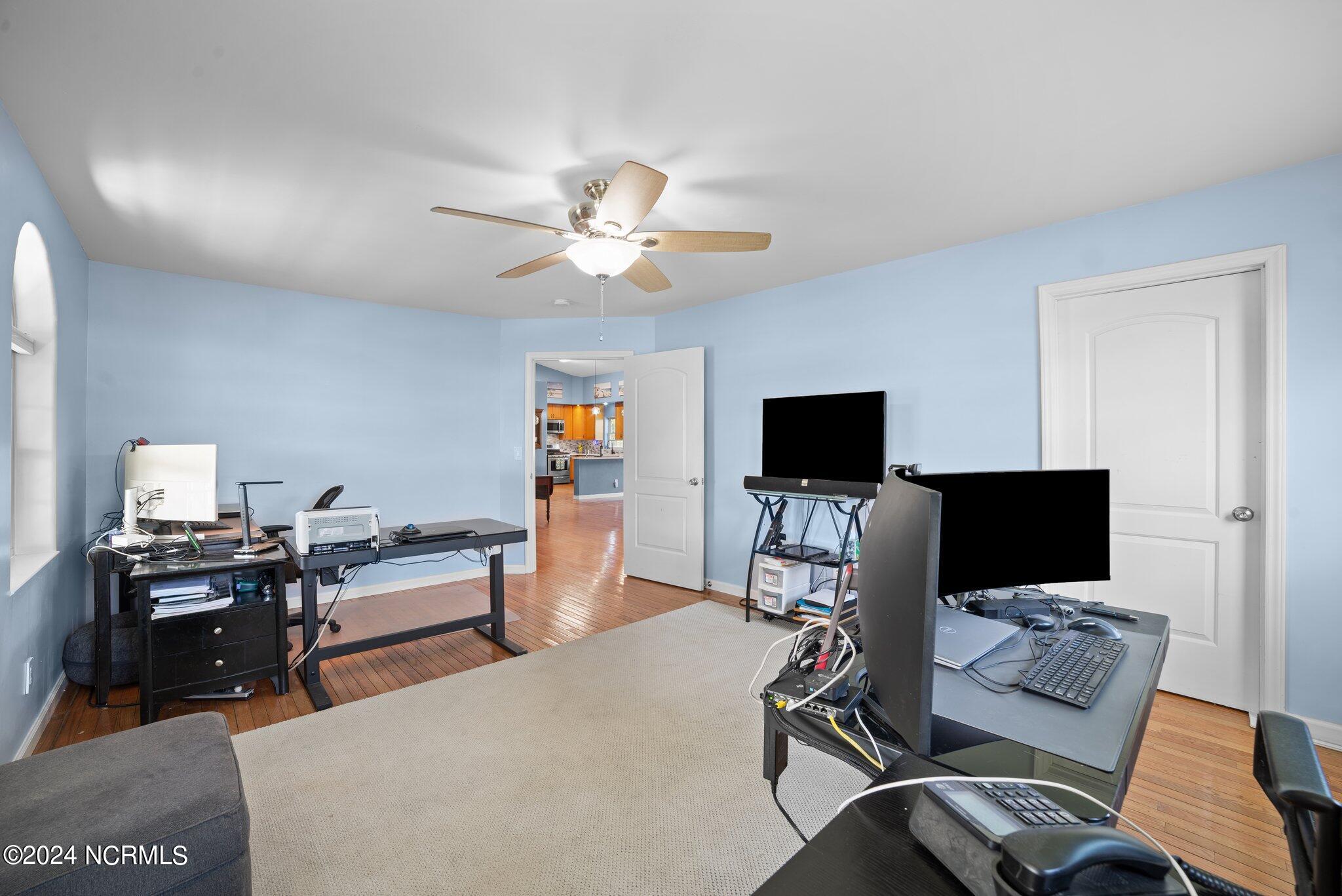 40 Beach Road Property Photo 55