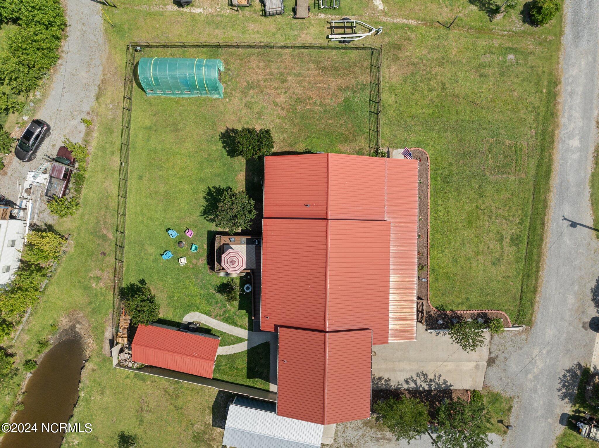 40 Beach Road Property Photo 70