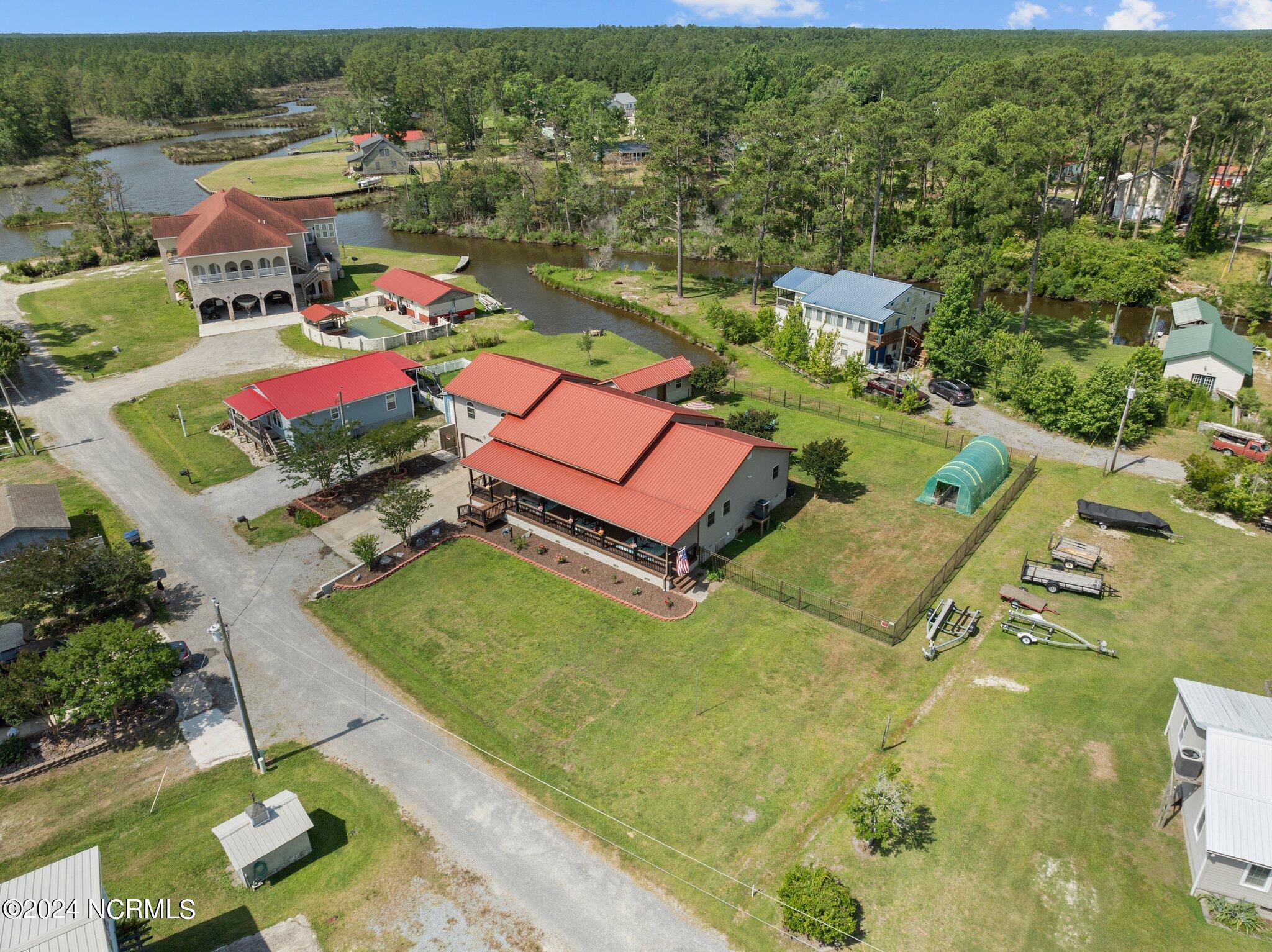 40 Beach Road Property Photo 72