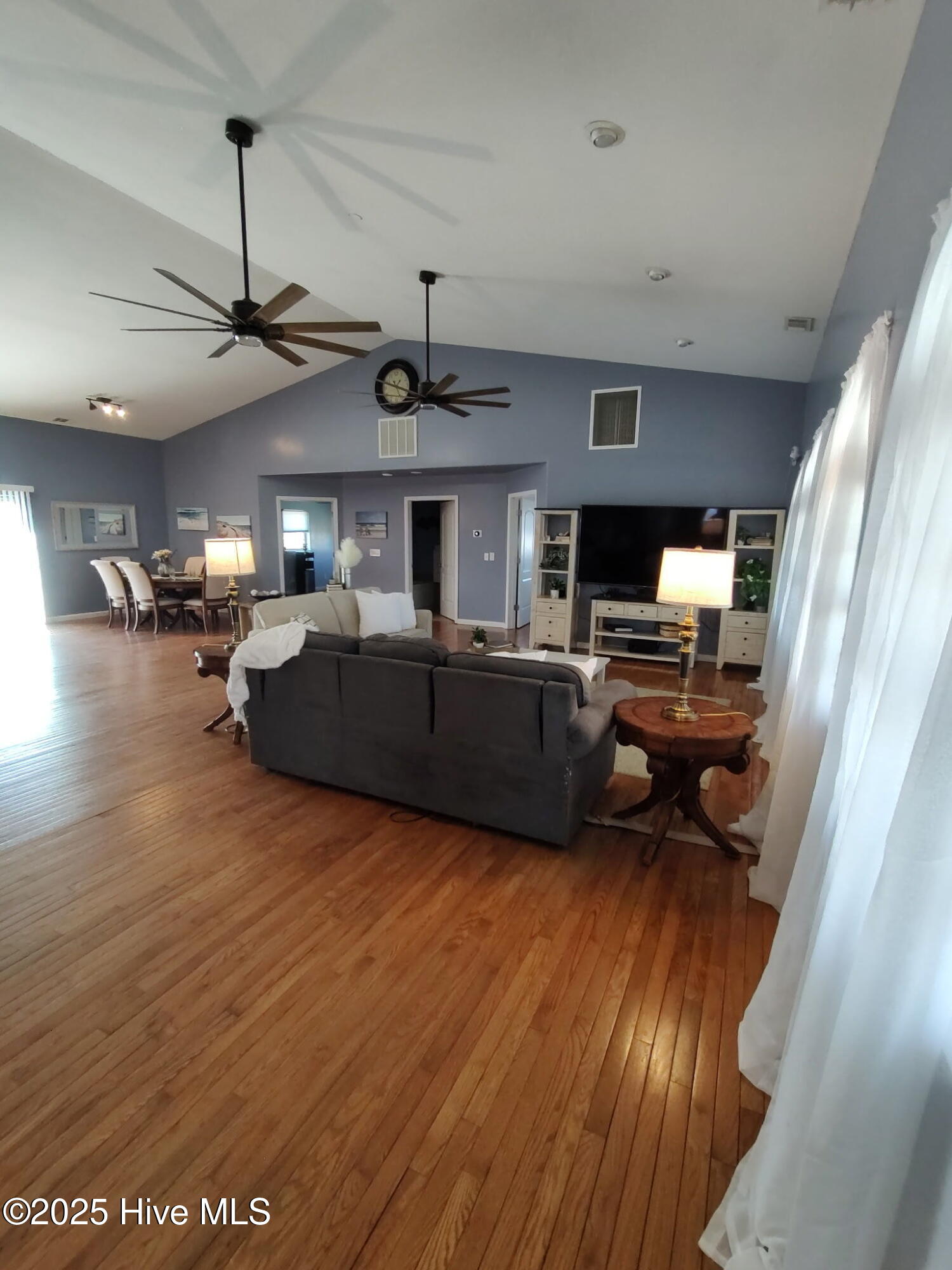 40 Beach Road Property Photo 76