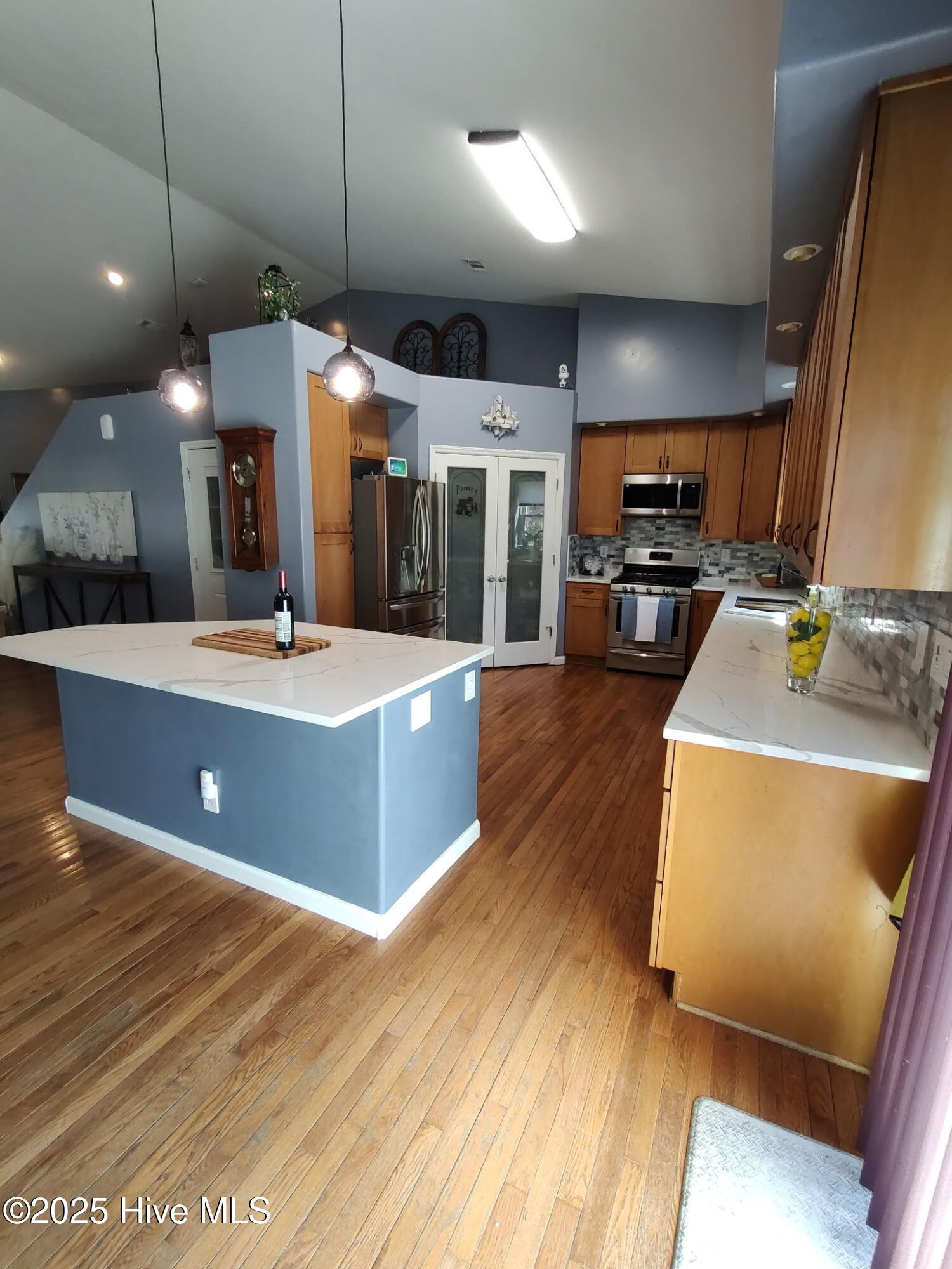 40 Beach Road Property Photo 78