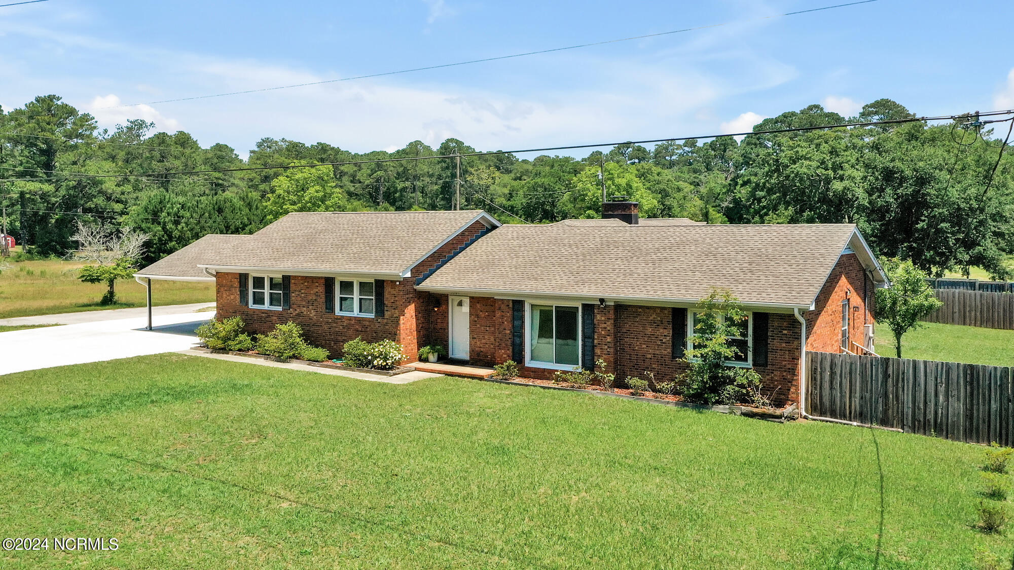 5301 Peden Point Road Property Photo 3