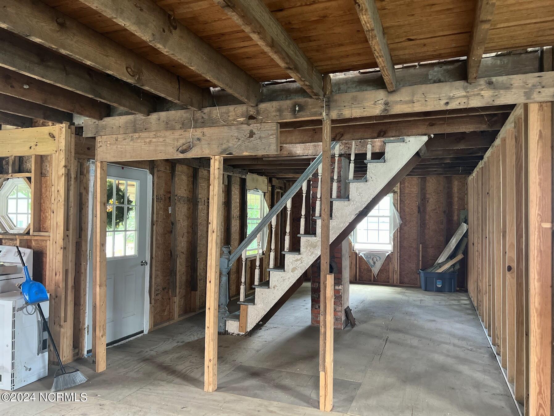 345 Cedar Street Property Photo 8