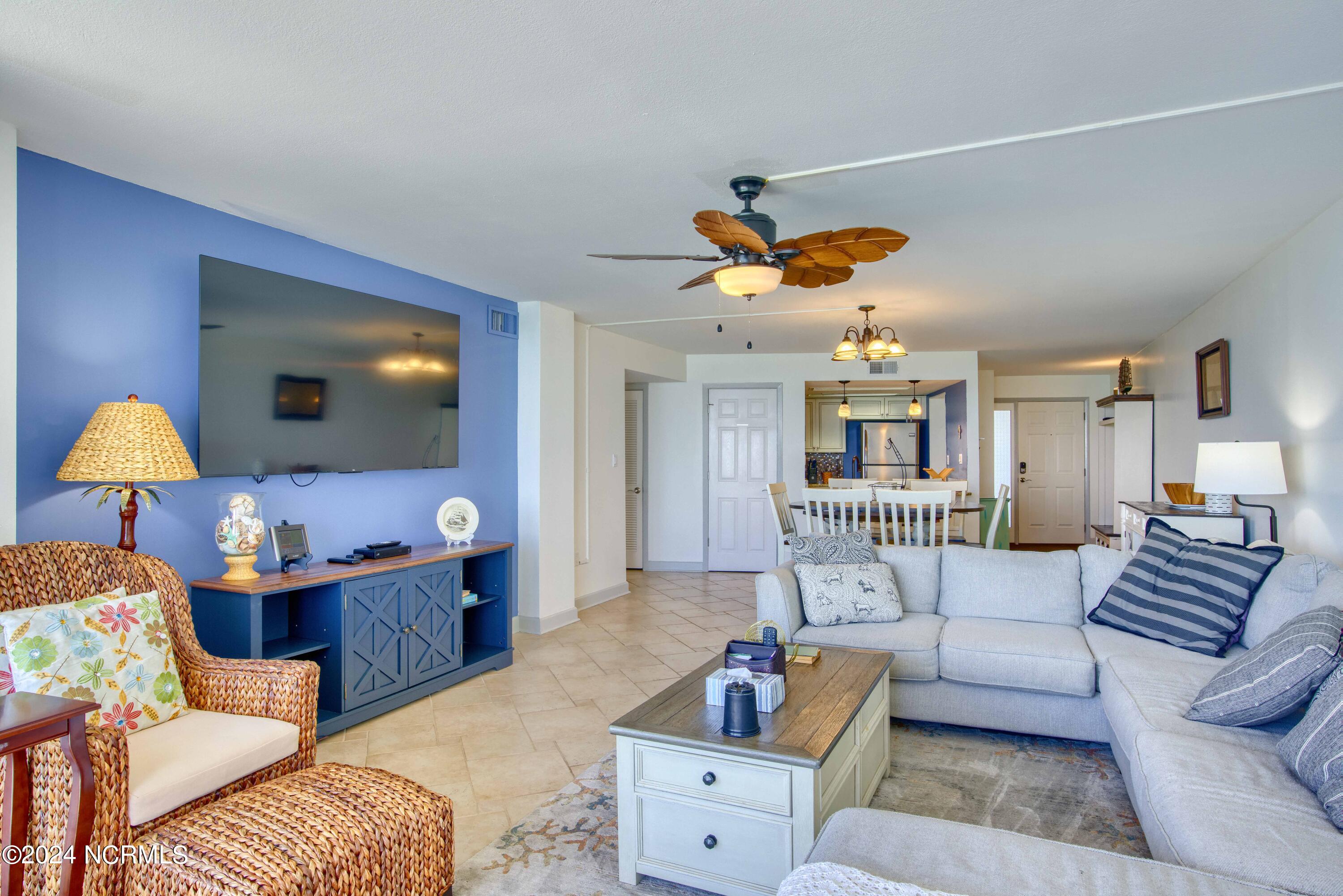 2000 New River Inlet Road Unit 1407 Property Photo 10