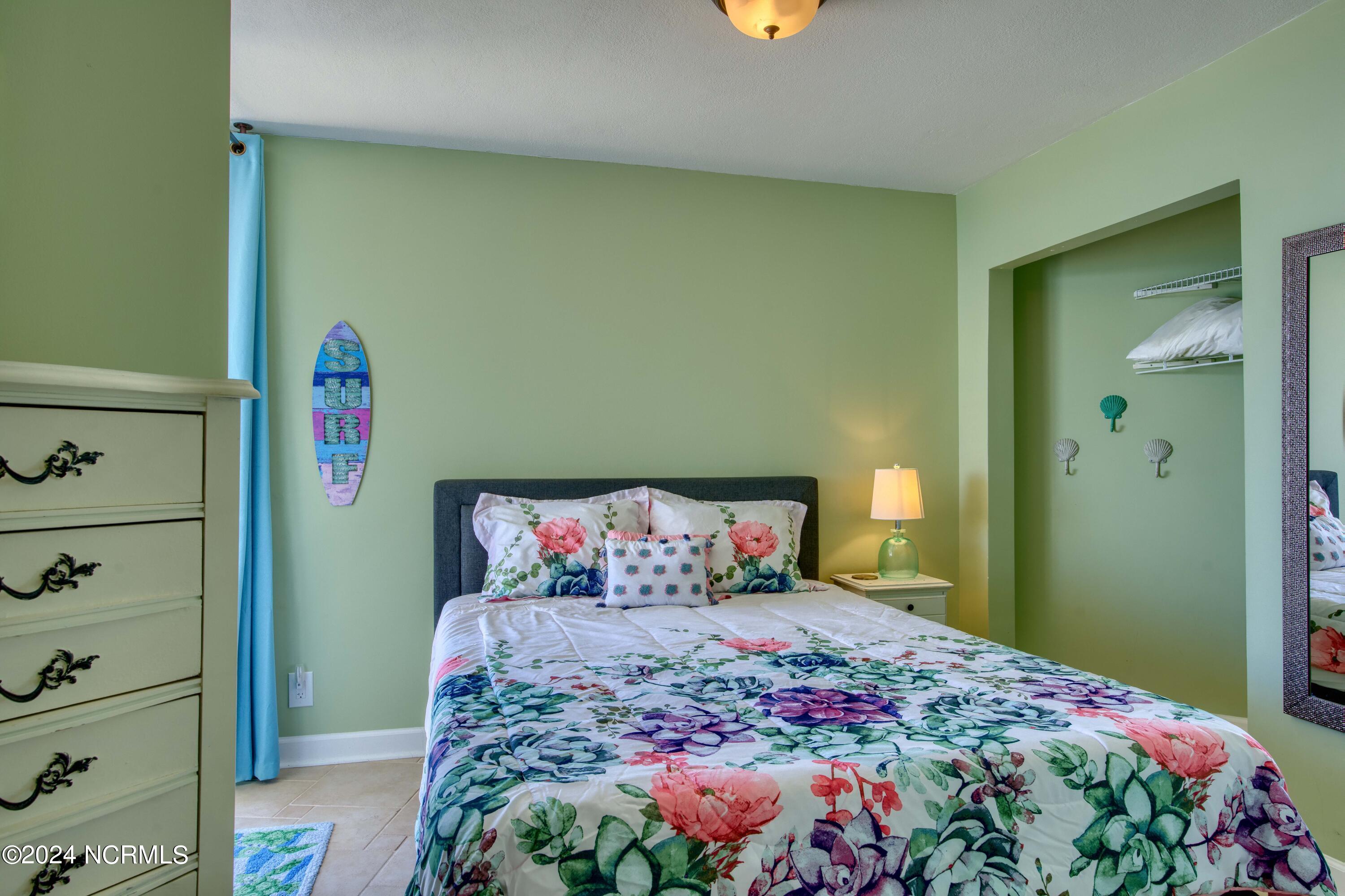 2000 New River Inlet Road Unit 1407 Property Photo 19