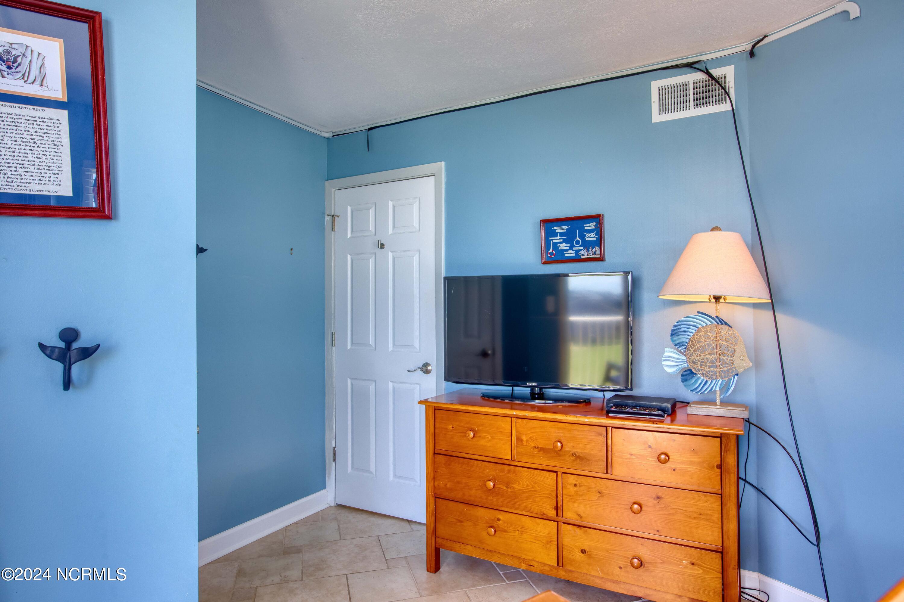 2000 New River Inlet Road Unit 1407 Property Photo 32