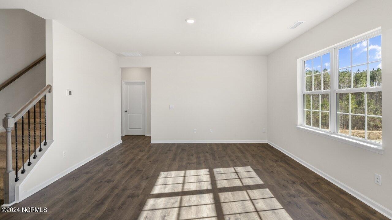 3021 Platinum Circle Property Photo 9