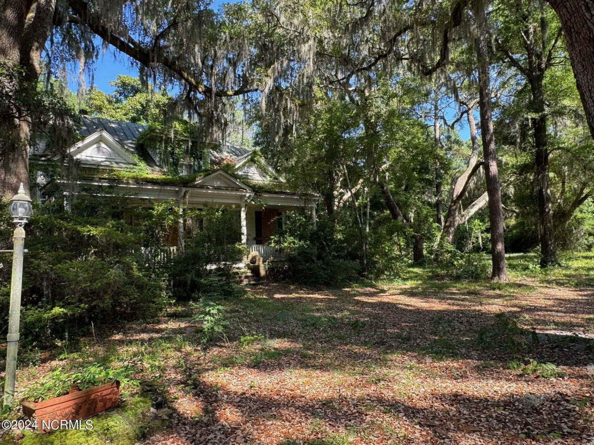 7701 Myrtle Grove Road Property Photo 9