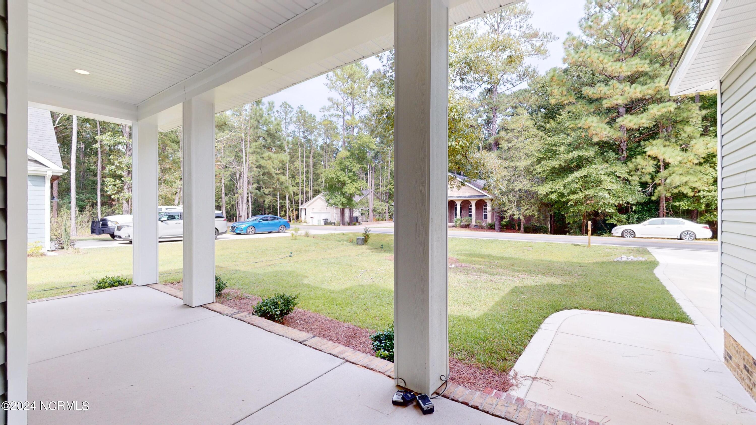 744 Riverbirch Drive Property Photo 5