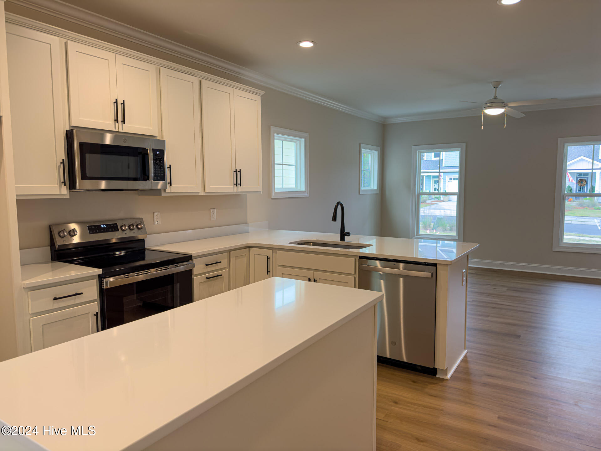 124 Spoonbill Lane Property Photo 8