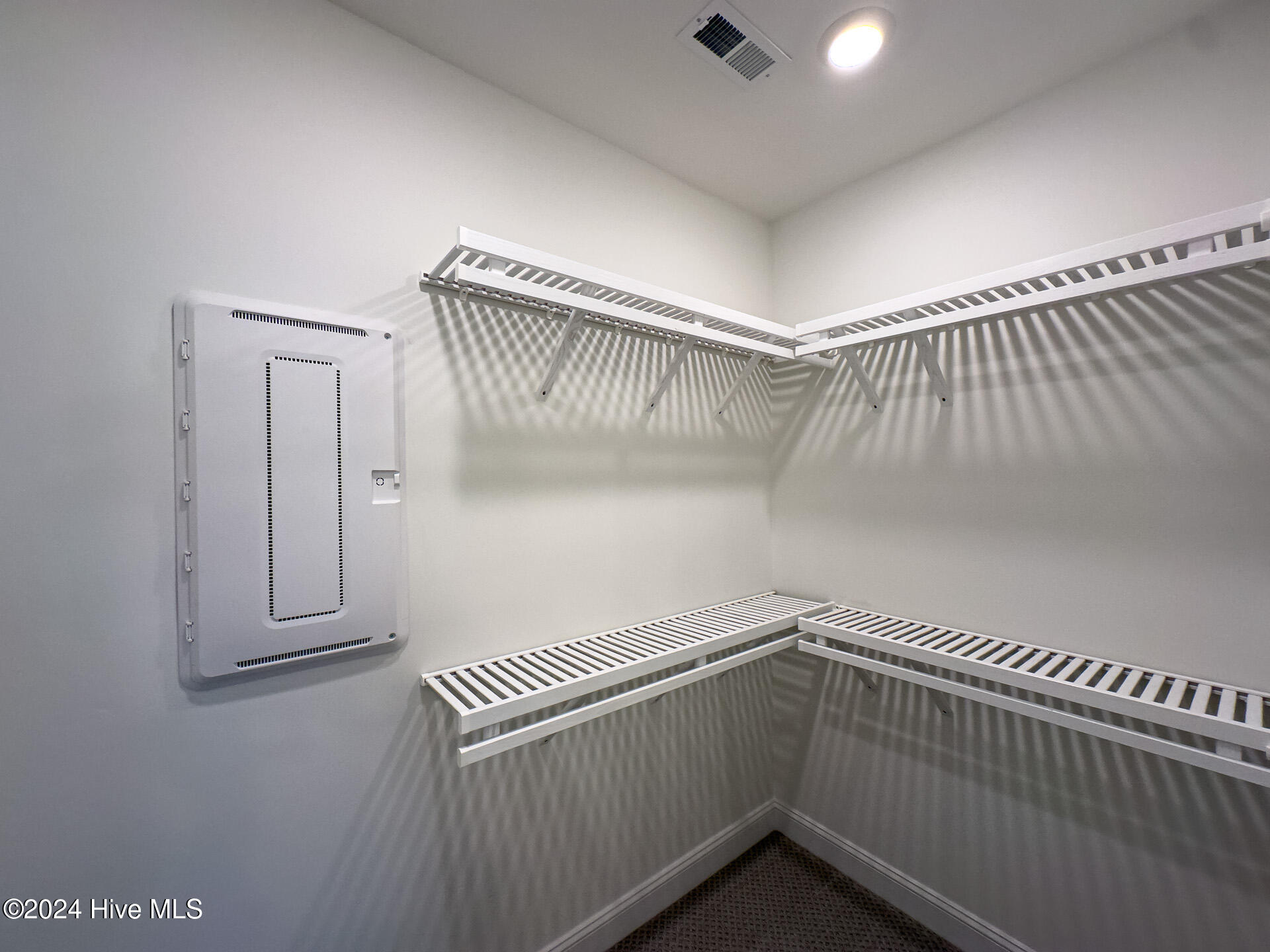 124 Spoonbill Lane Property Photo 11