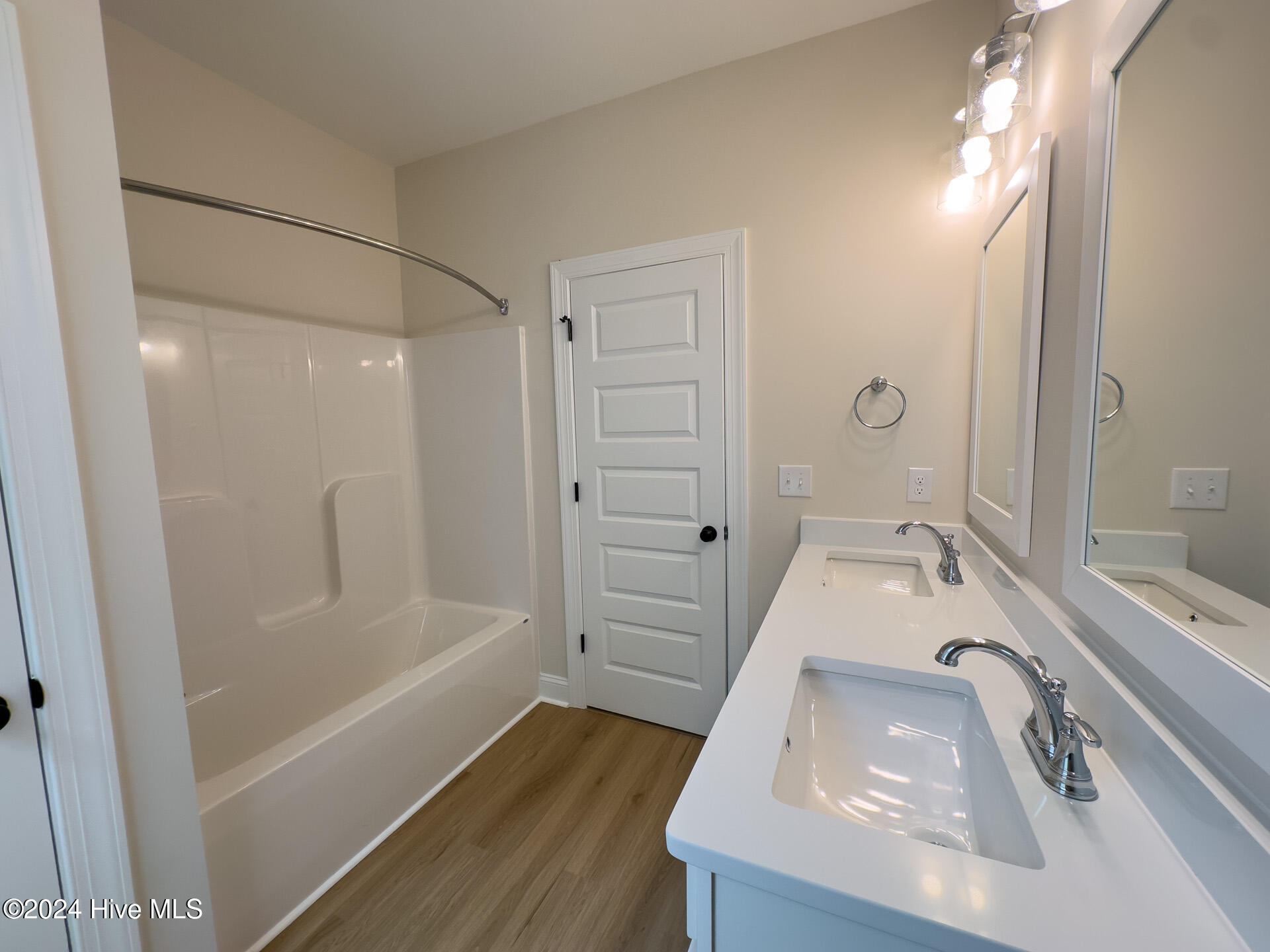 124 Spoonbill Lane Property Photo 19