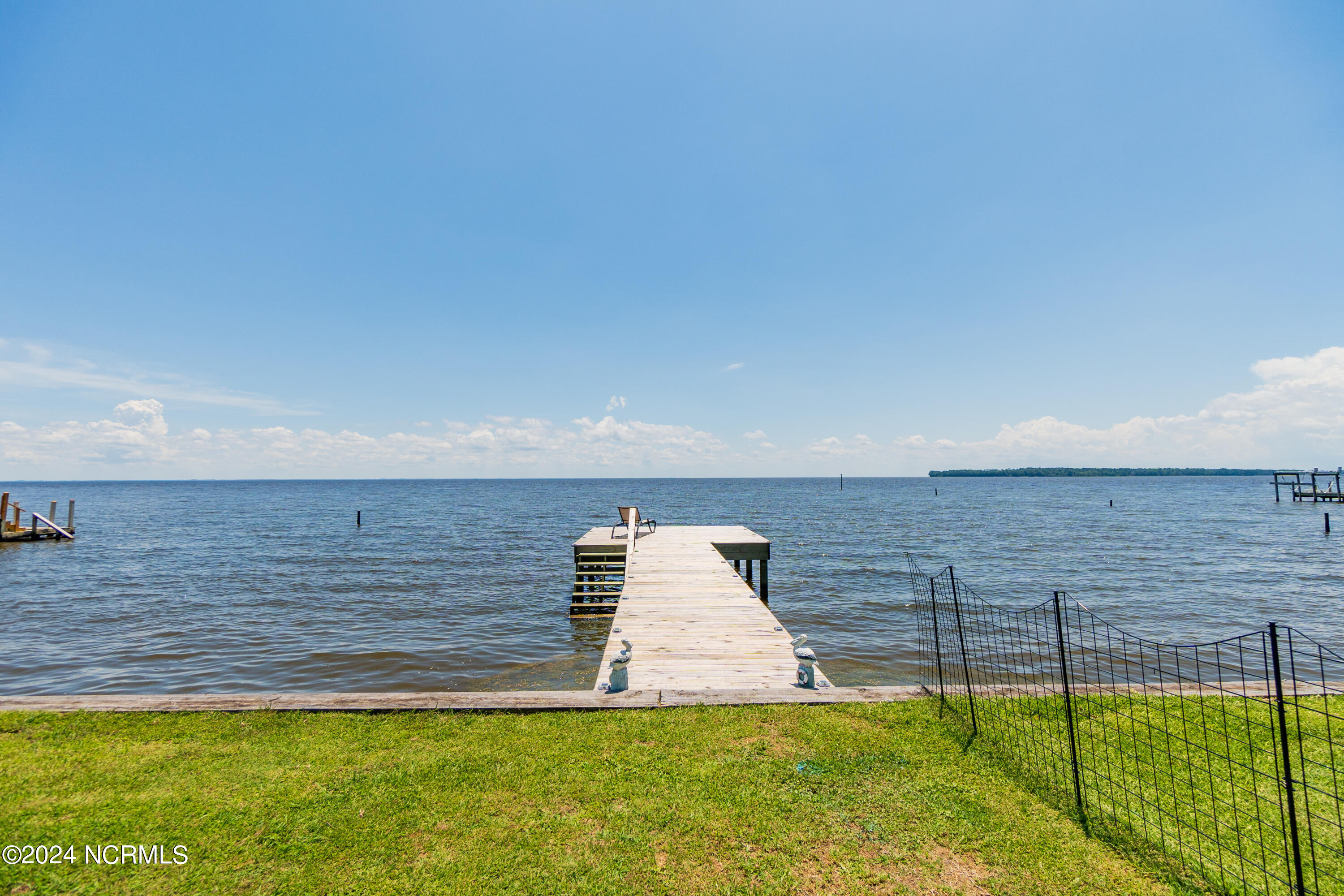 221 Rocky Street Property Photo 49