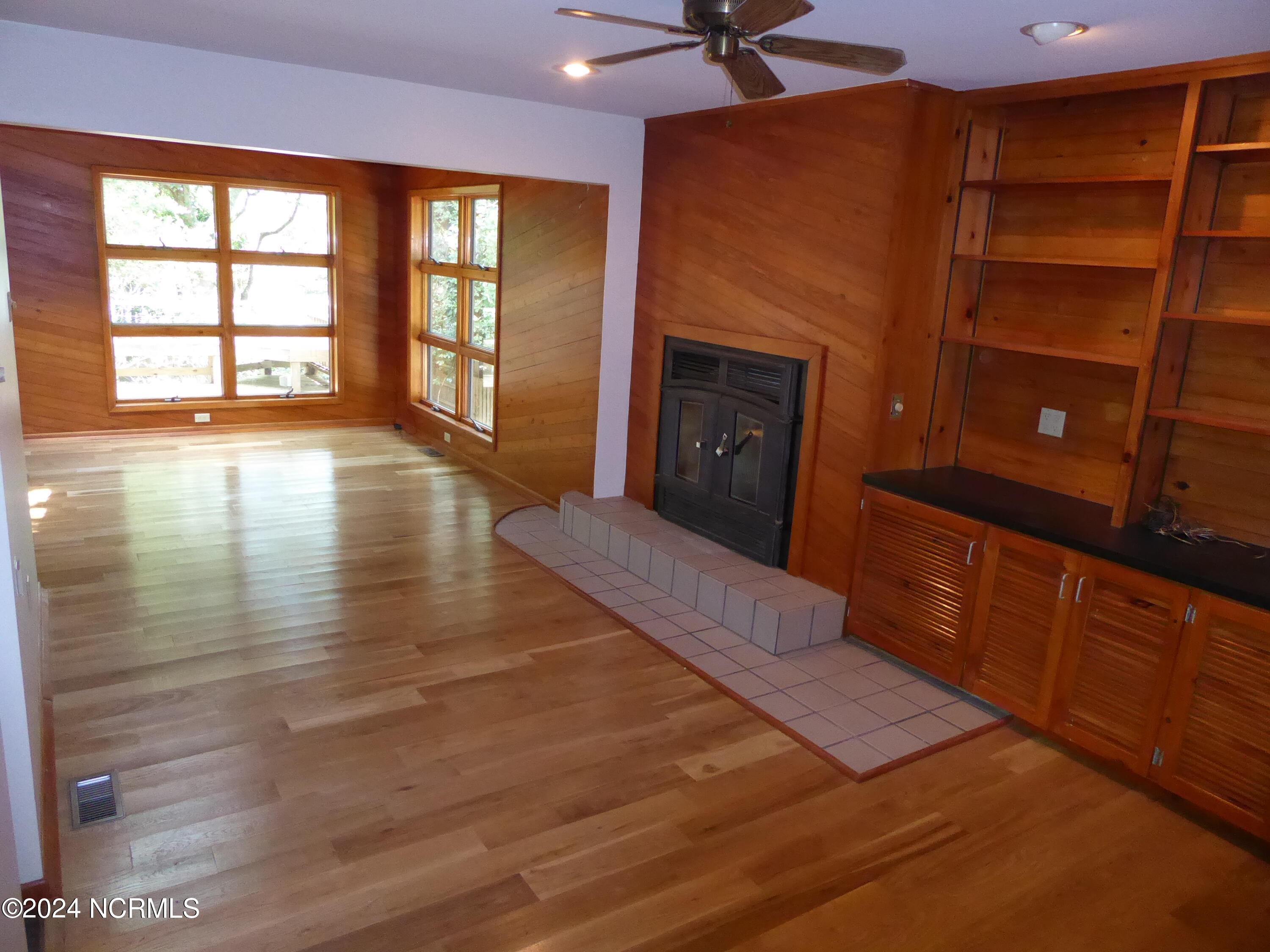 113 Hoop Pole Creek Drive Property Photo 16