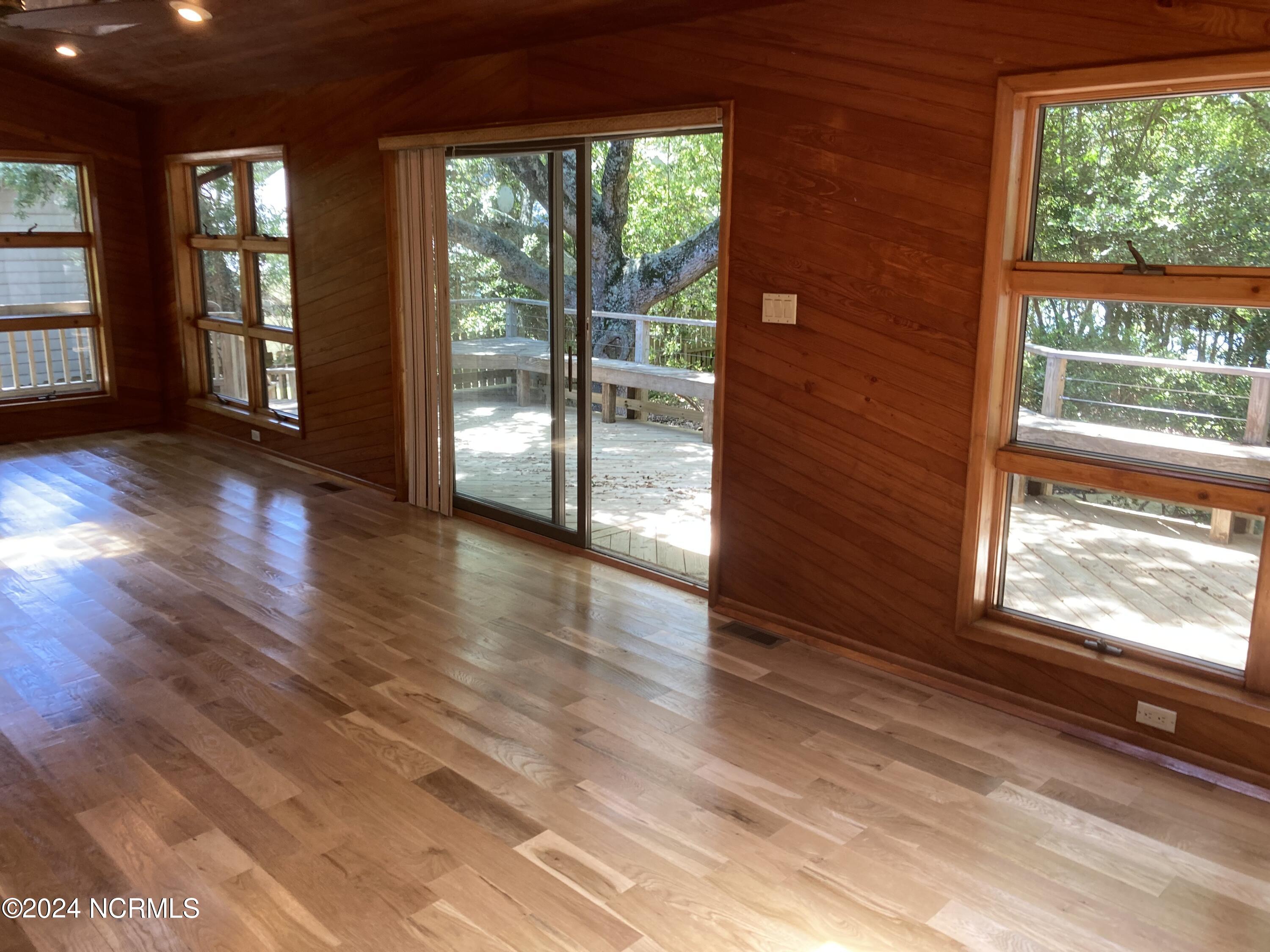 113 Hoop Pole Creek Drive Property Photo 27