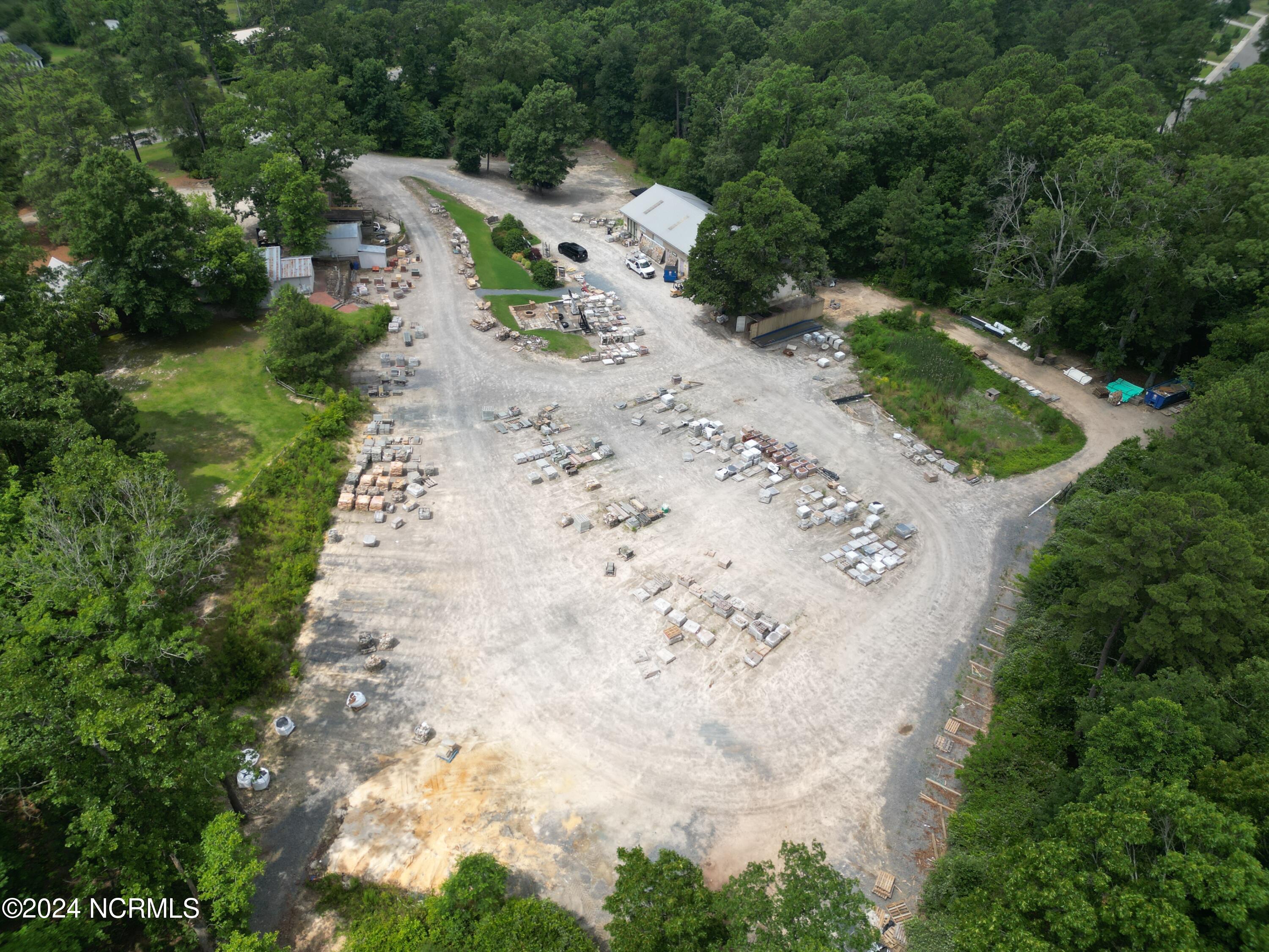 10327 Nc Hwy 211 Property Photo 3