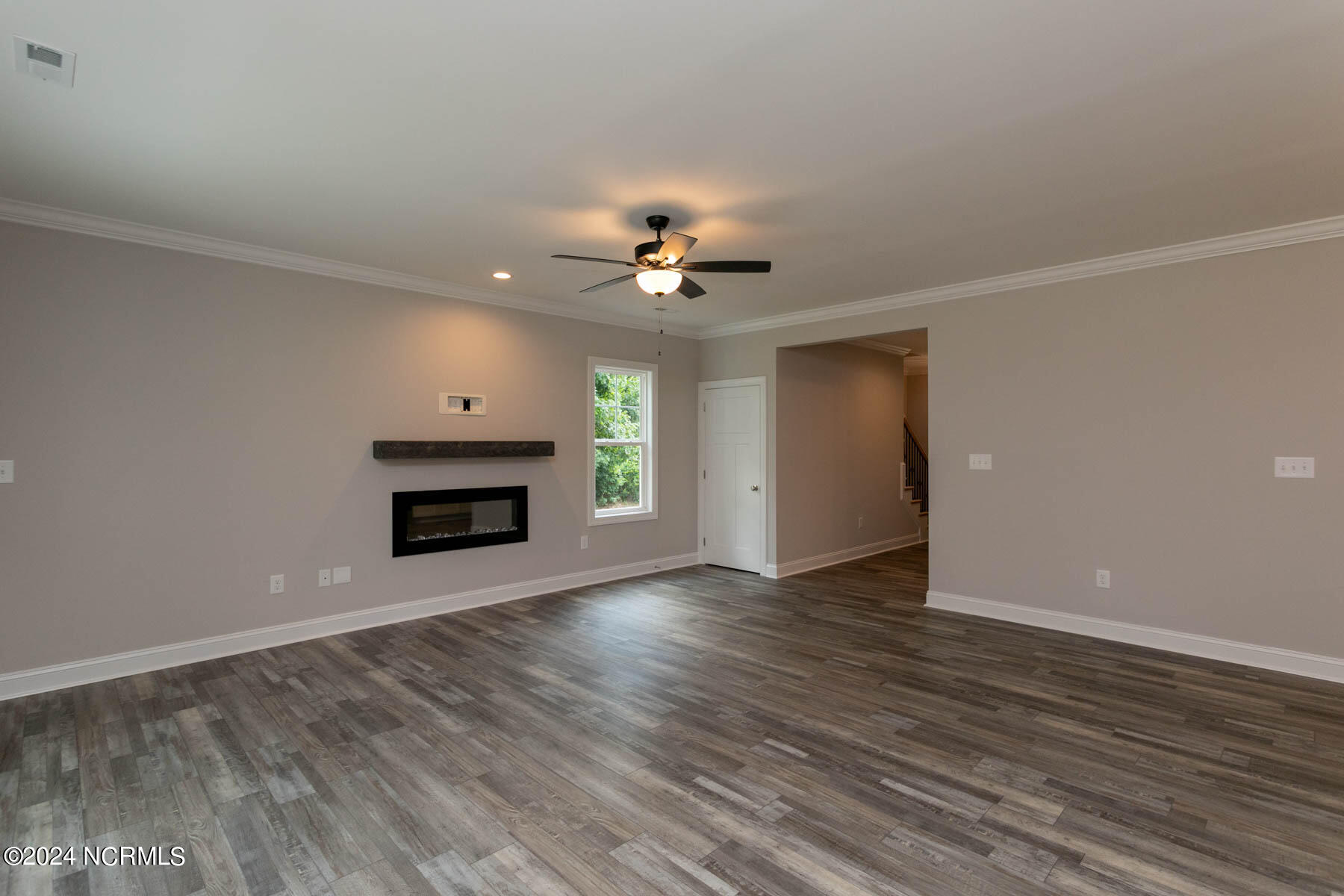 525 N Sycamore Street Property Photo 10