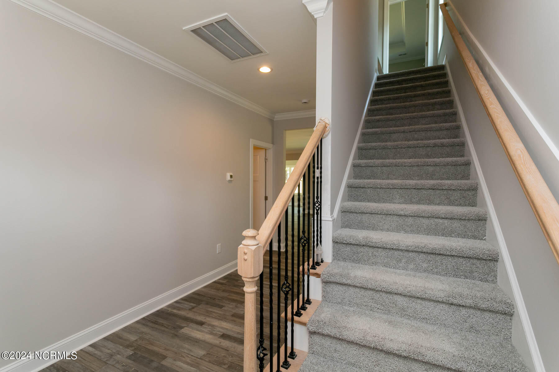 525 N Sycamore Street Property Photo 21