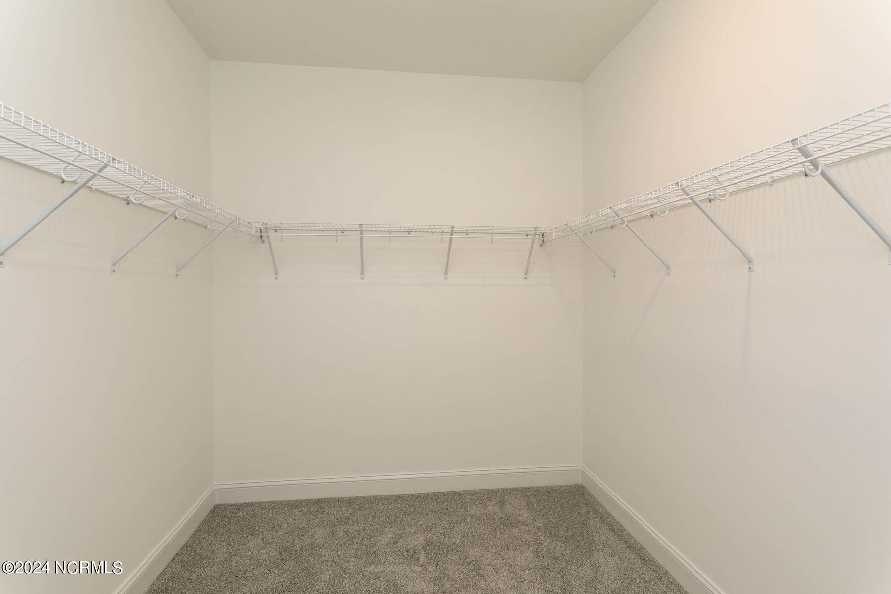 525 N Sycamore Street Property Photo 26