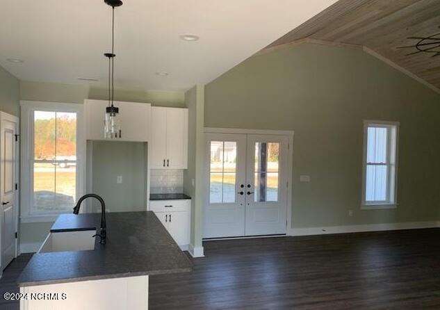 970 Winfield Lane Property Photo 14