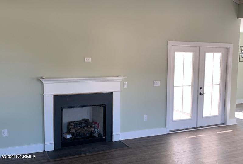 970 Winfield Lane Property Photo 17