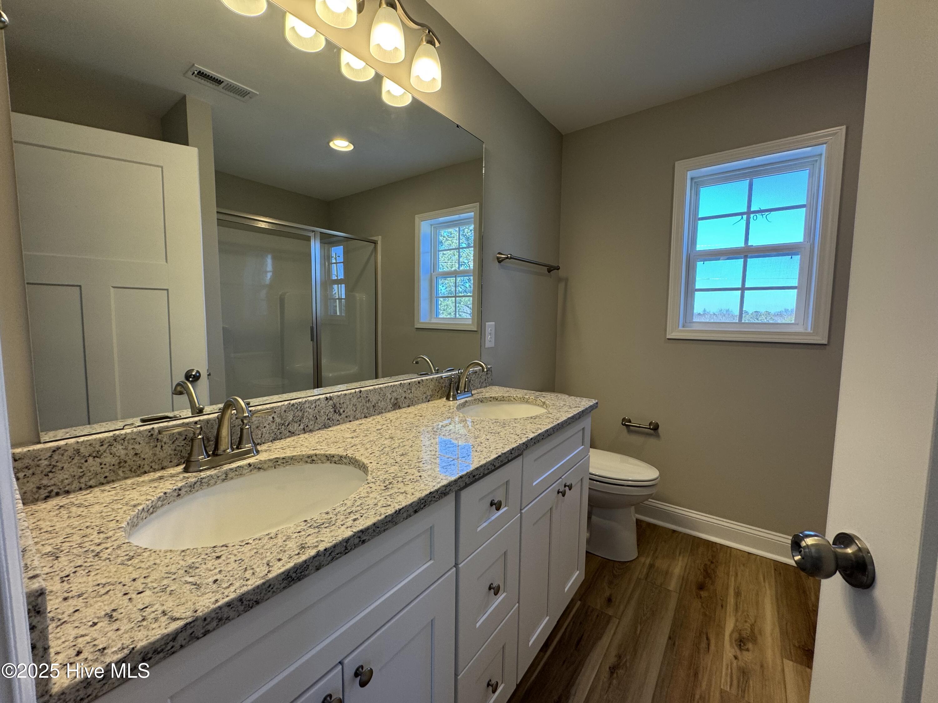 115 Gilchrist Road Property Photo 11