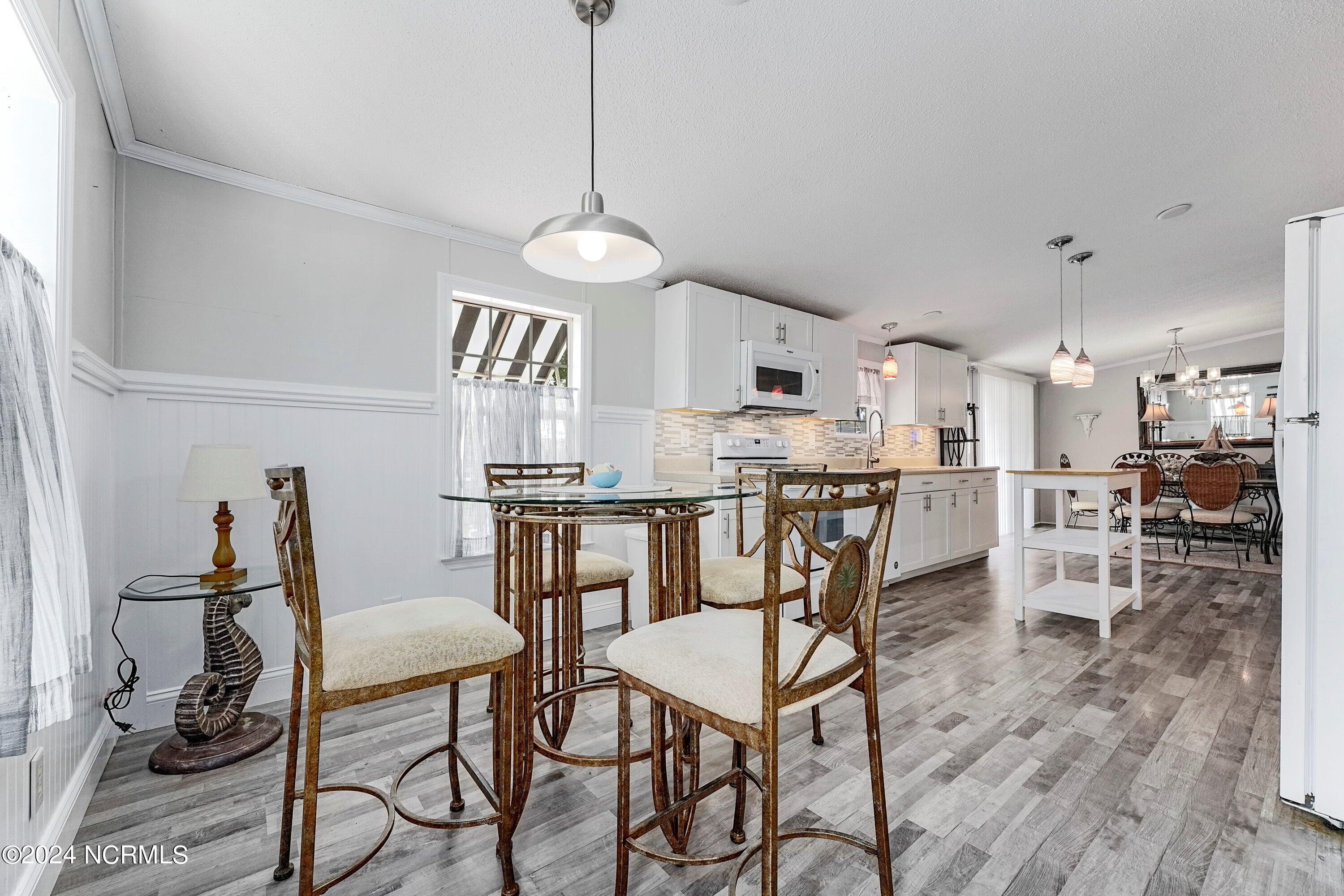 1100 Thrush Court Property Photo 13