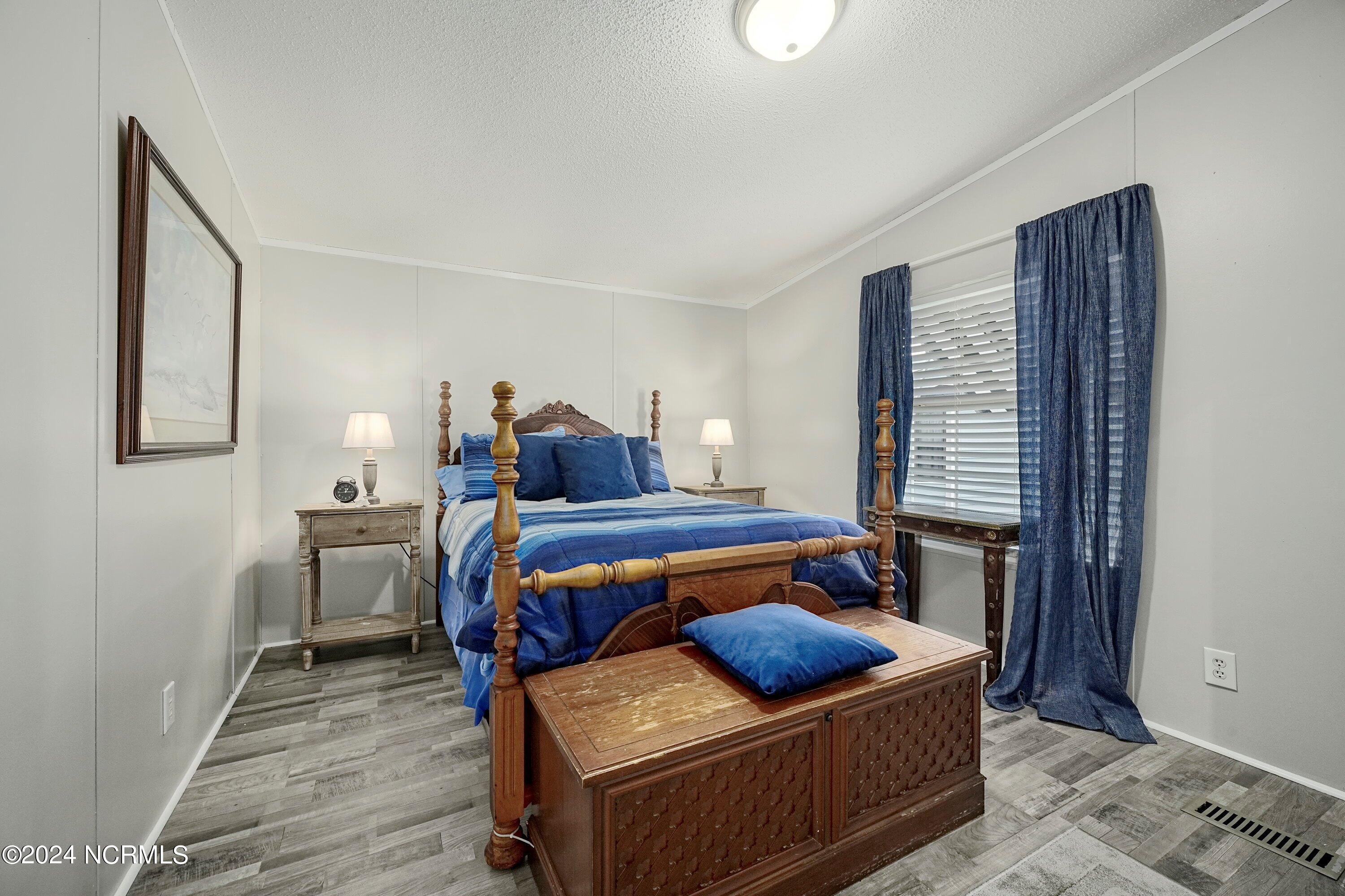 1100 Thrush Court Property Photo 19