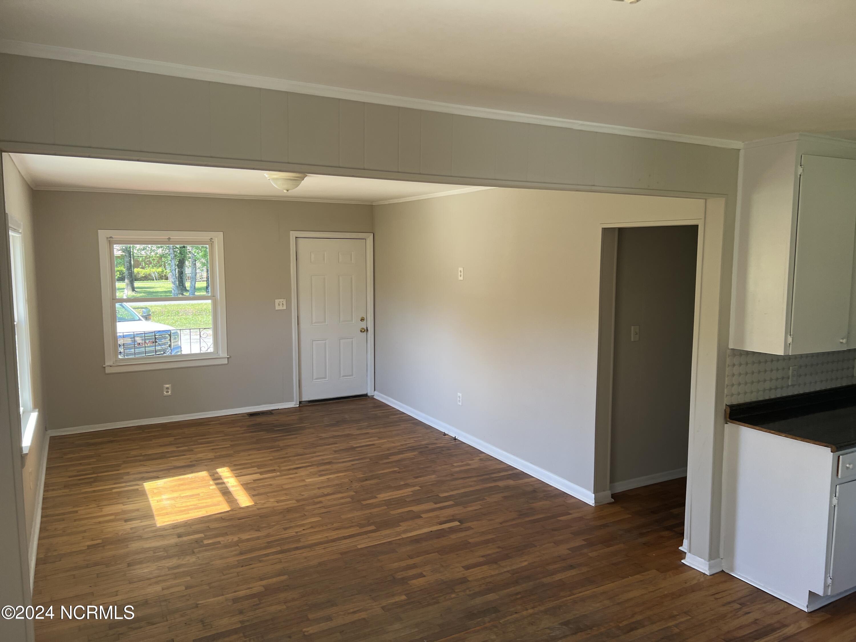 5105 Wrightsville Avenue Property Photo 3