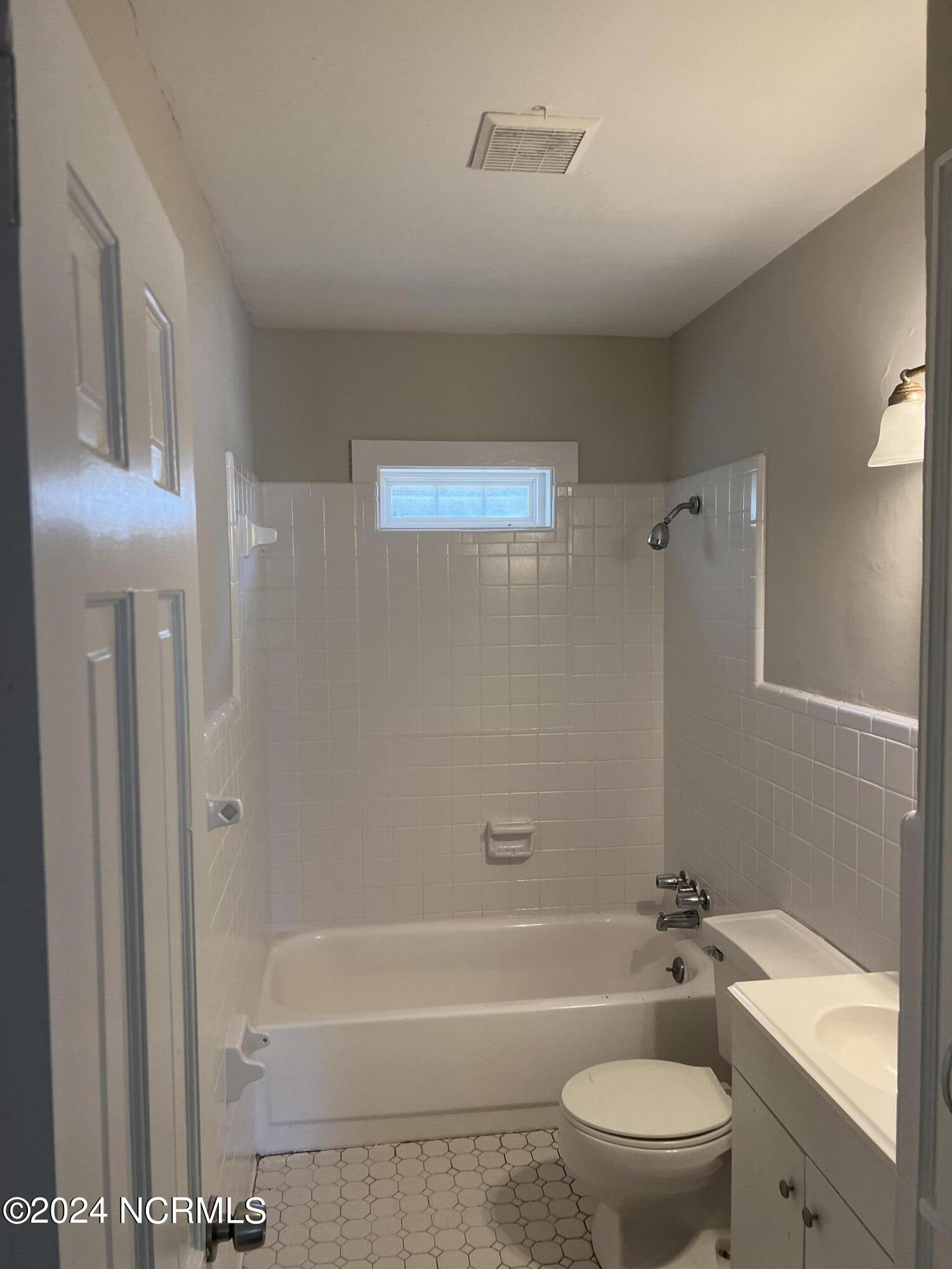 5105 Wrightsville Avenue Property Photo 15