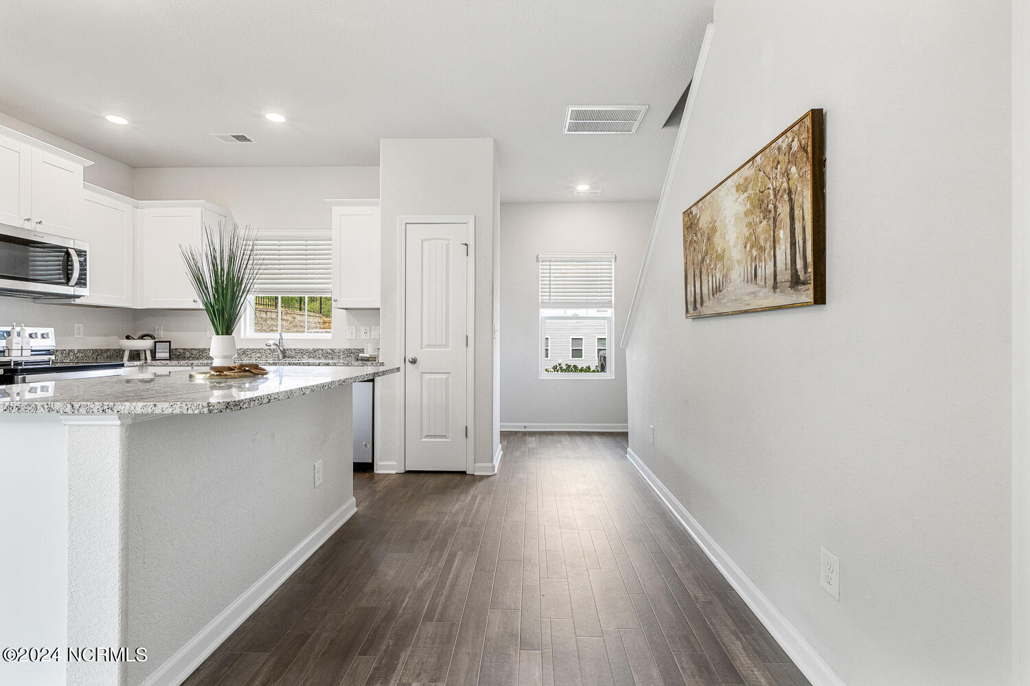 100 Chandler Court Property Photo 8