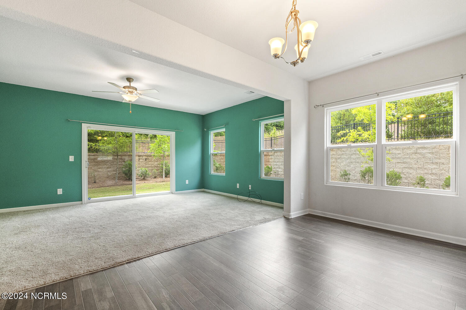 100 Chandler Court Property Photo 16