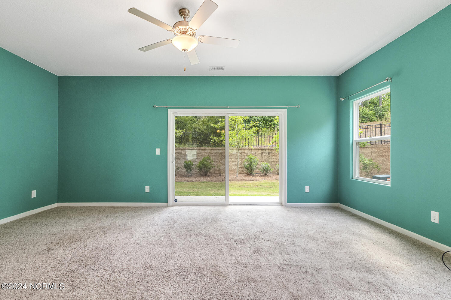 100 Chandler Court Property Photo 20