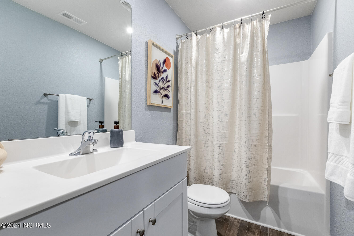 100 Chandler Court Property Photo 33