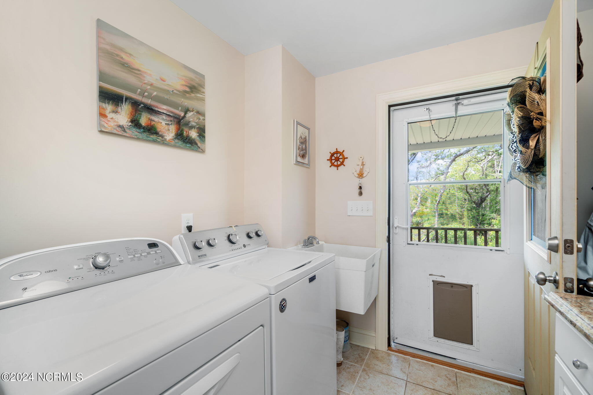 171 Through The Woods Road Property Photo 24
