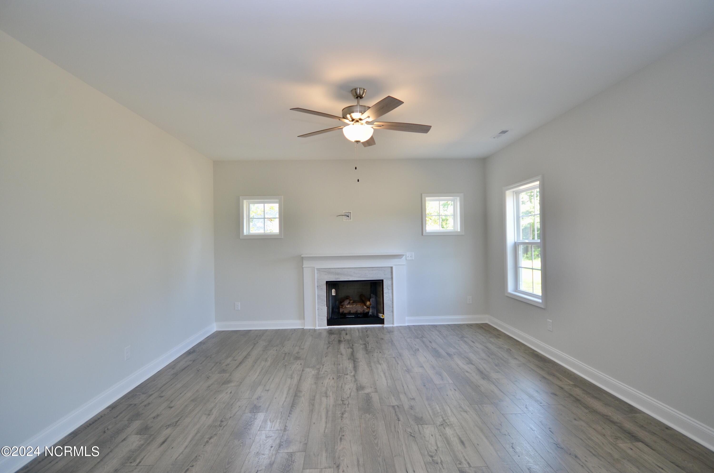 1300 Lamms Grove Road Property Photo 6