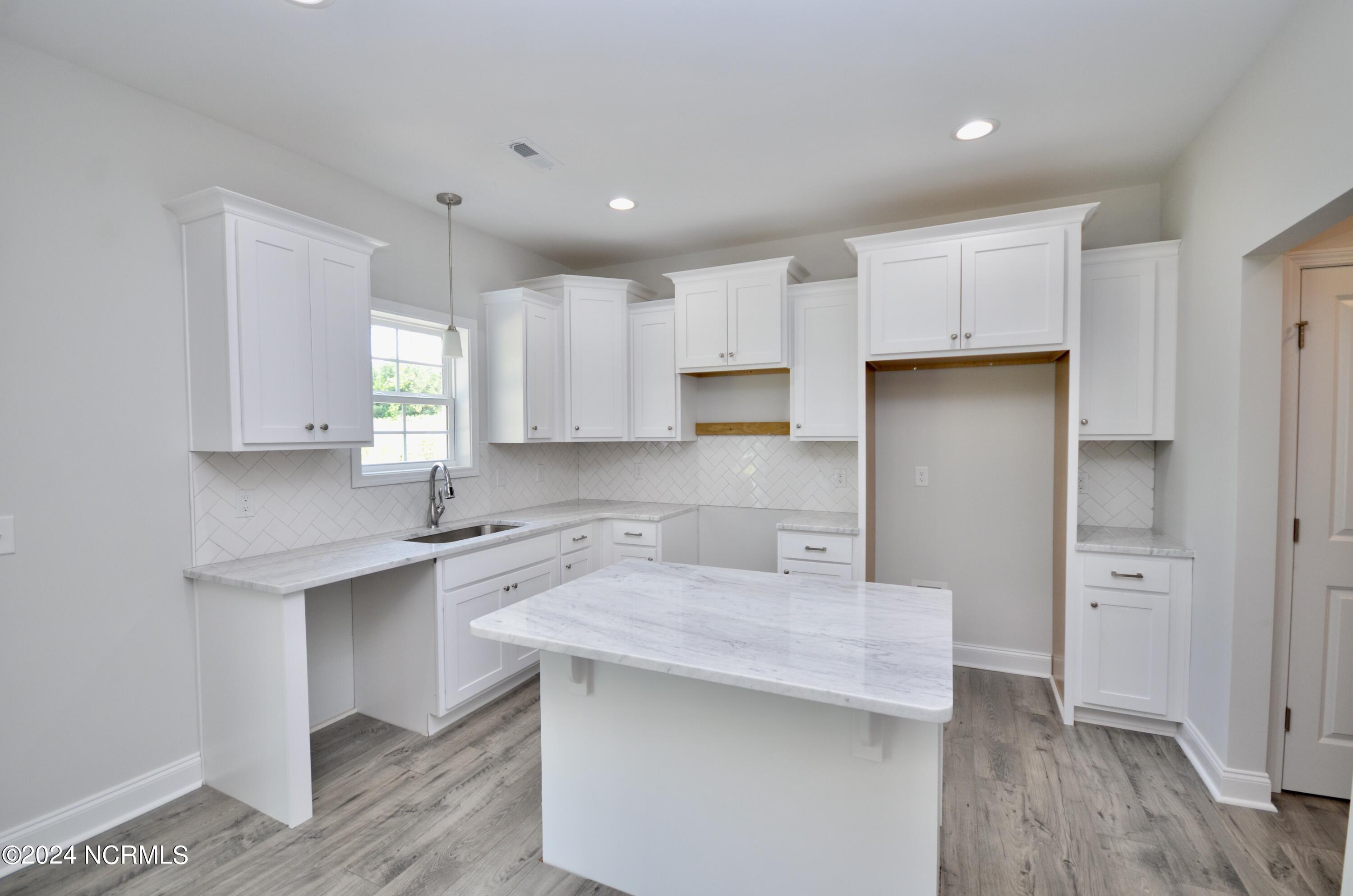 1300 Lamms Grove Road Property Photo 10