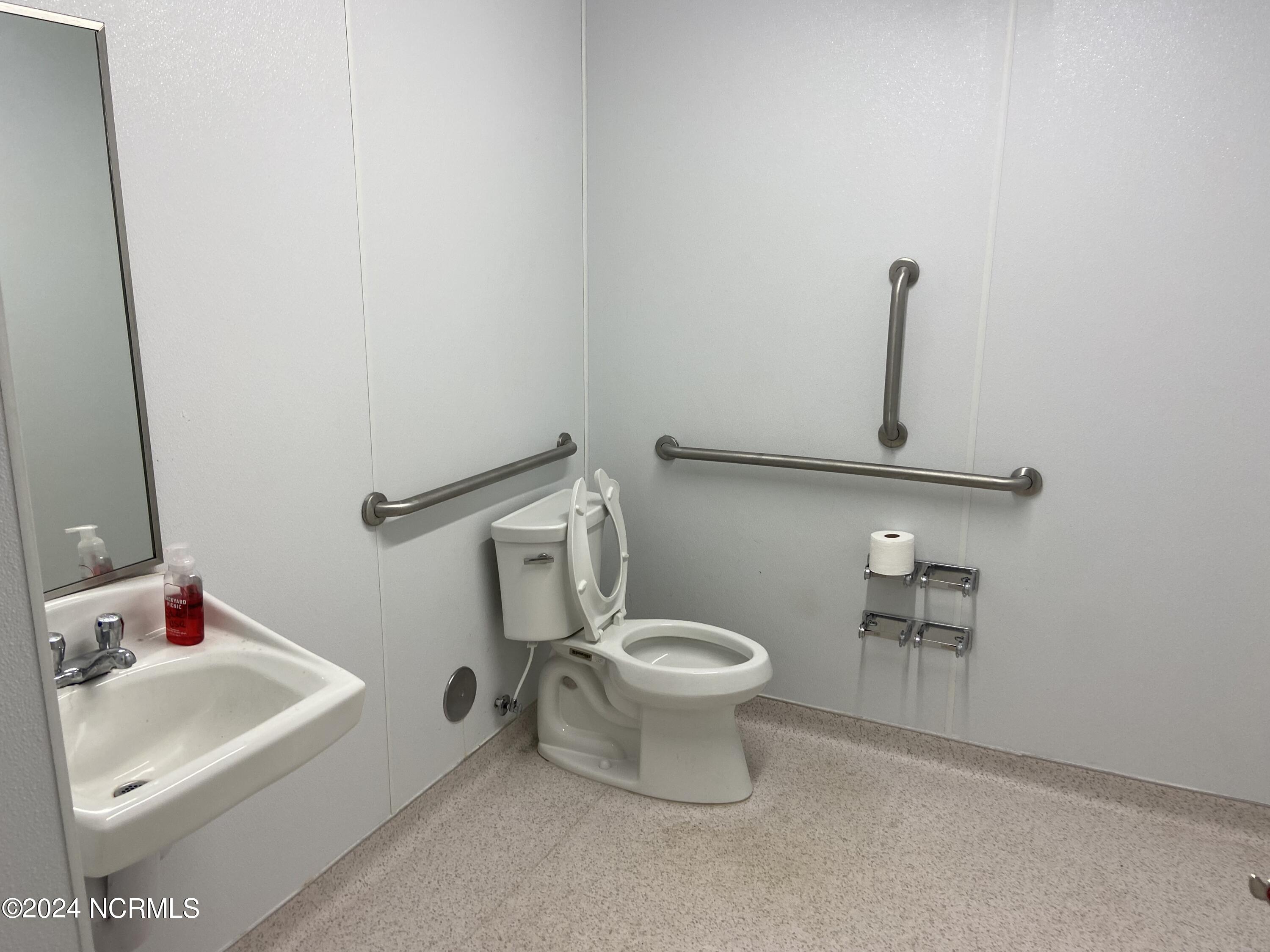 100 Gardner Farm Lane Property Photo 22
