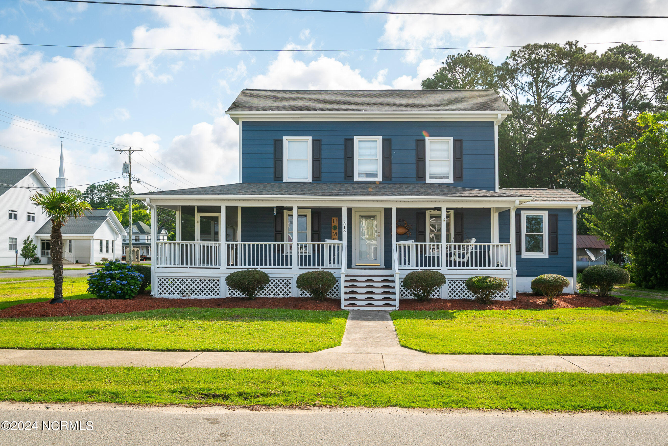 519 E Water Street Property Photo 1