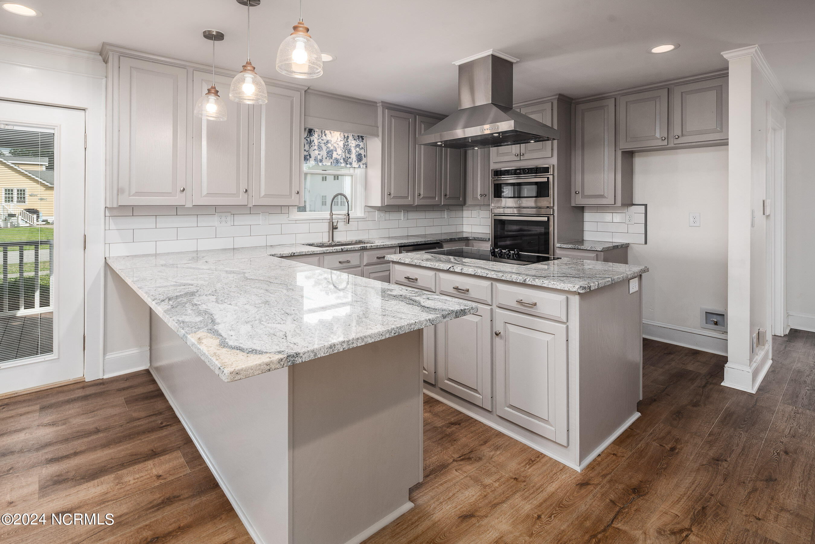 519 E Water Street Property Photo 19