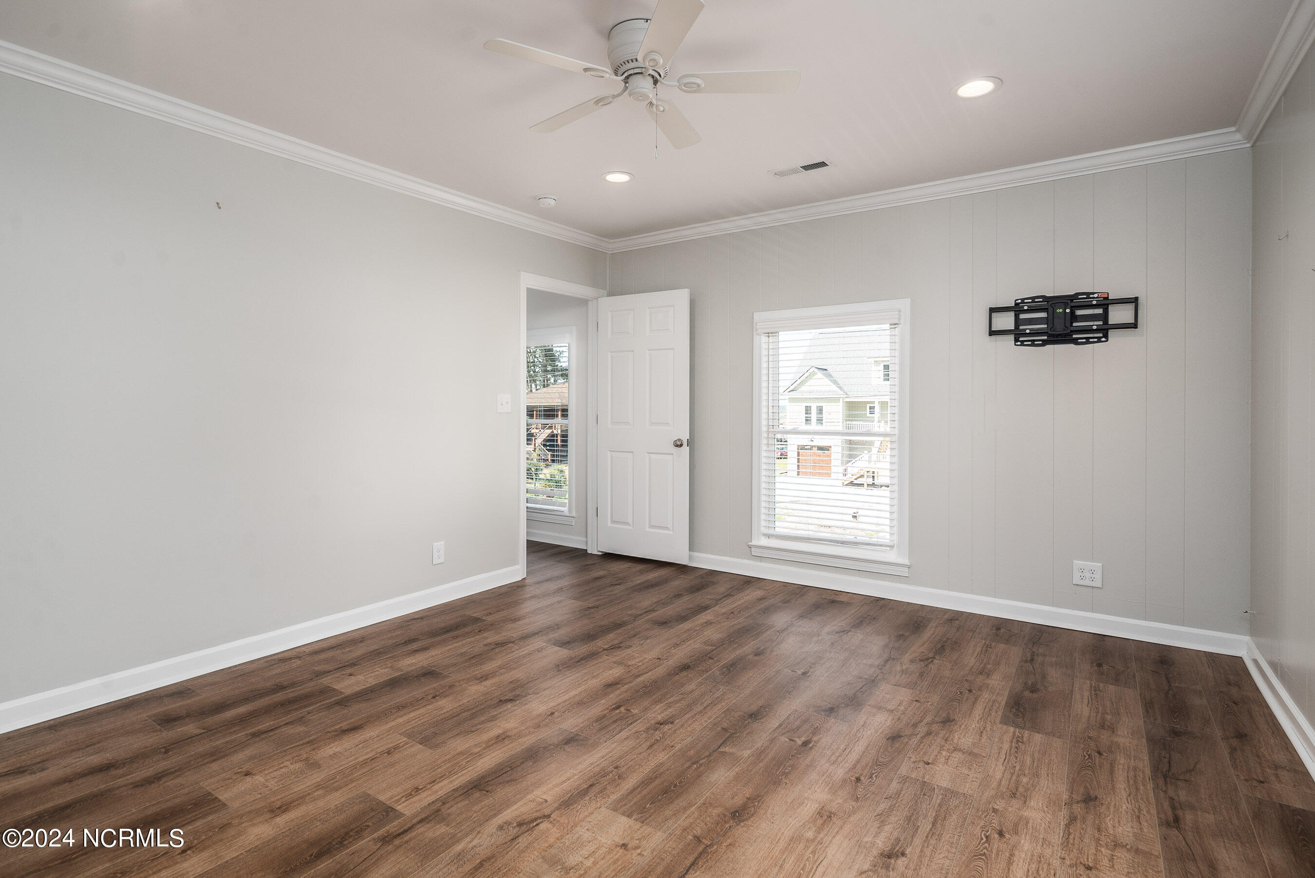 519 E Water Street Property Photo 42