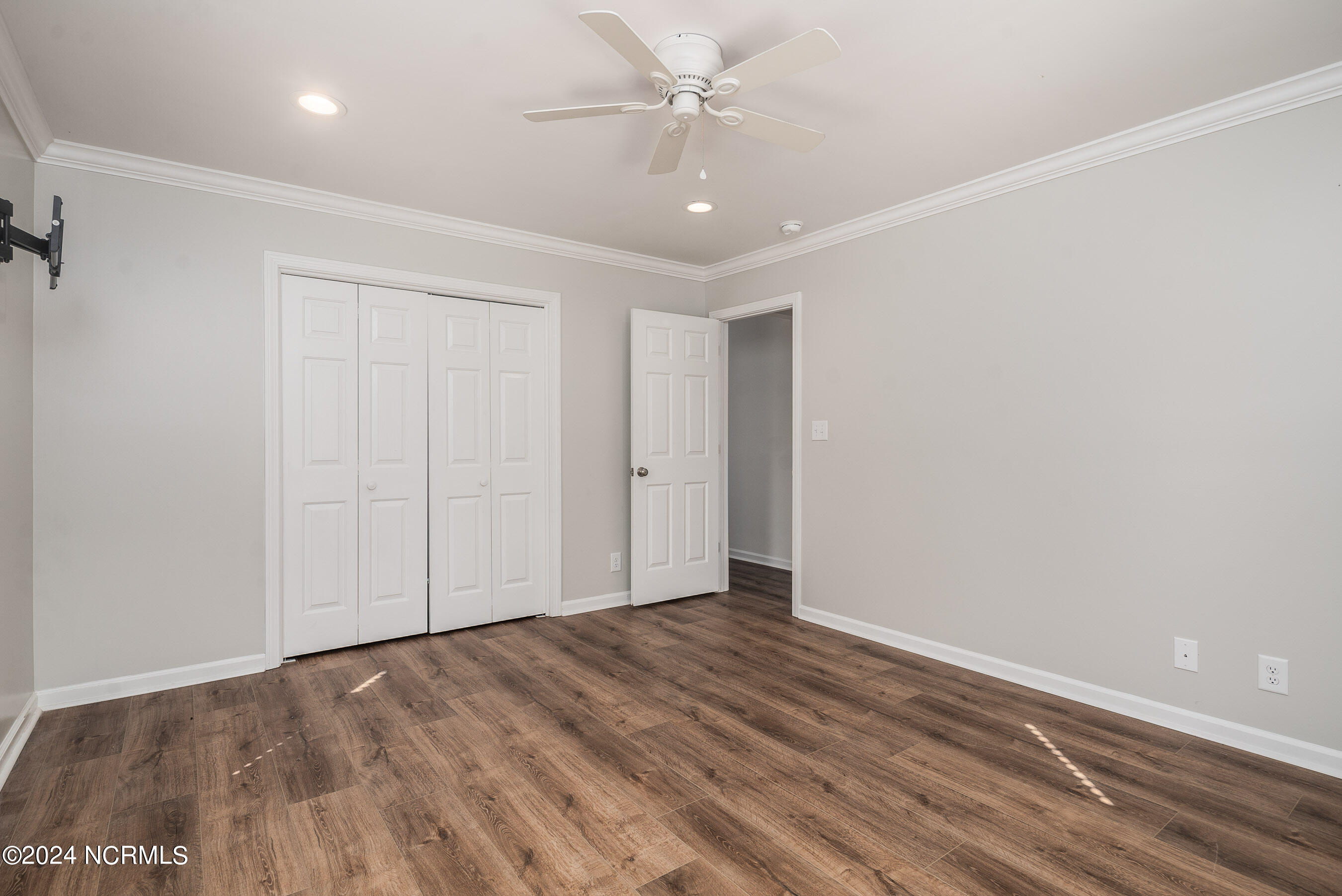 519 E Water Street Property Photo 46
