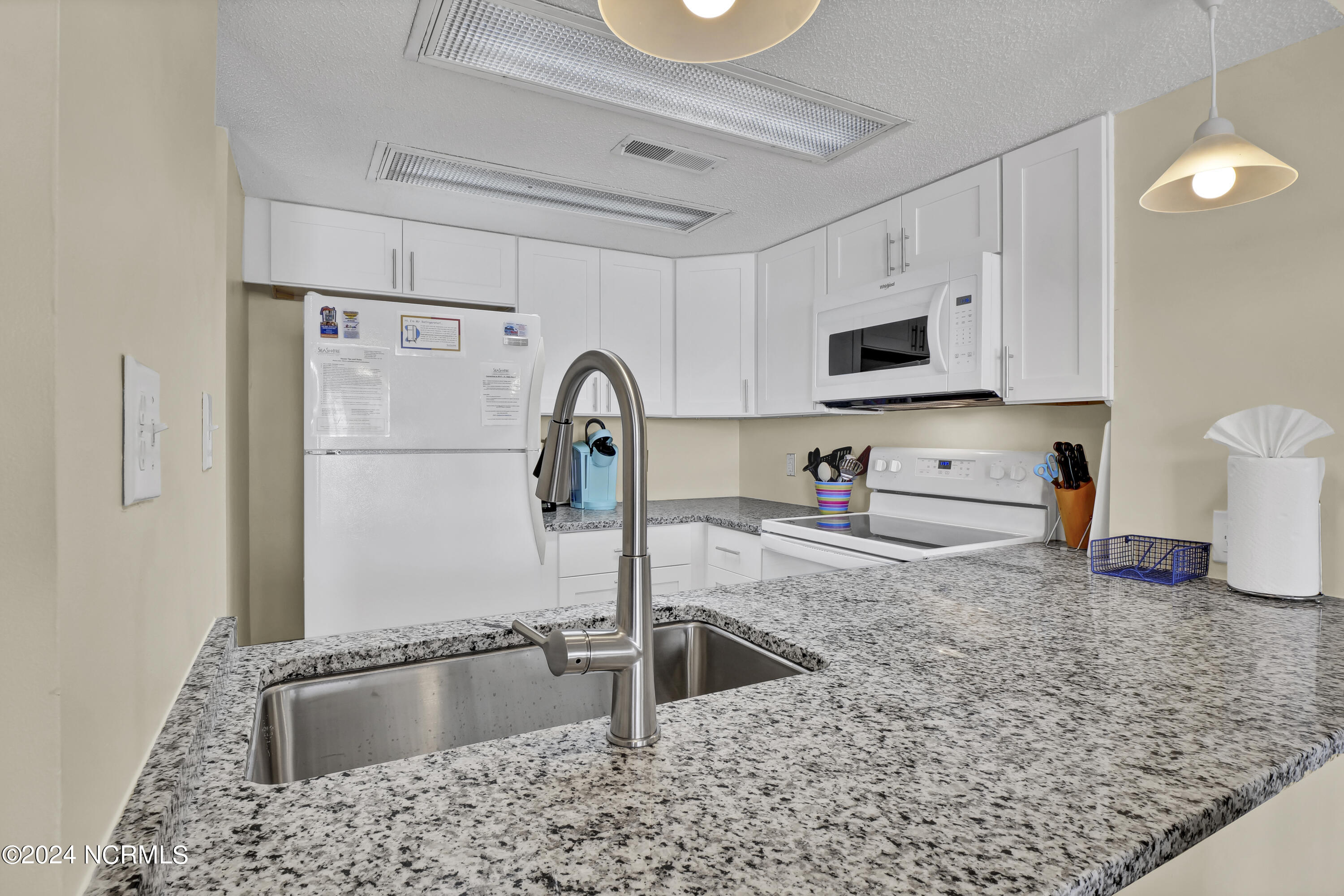2000 New River Inlet Road 1509 Property Photo 6