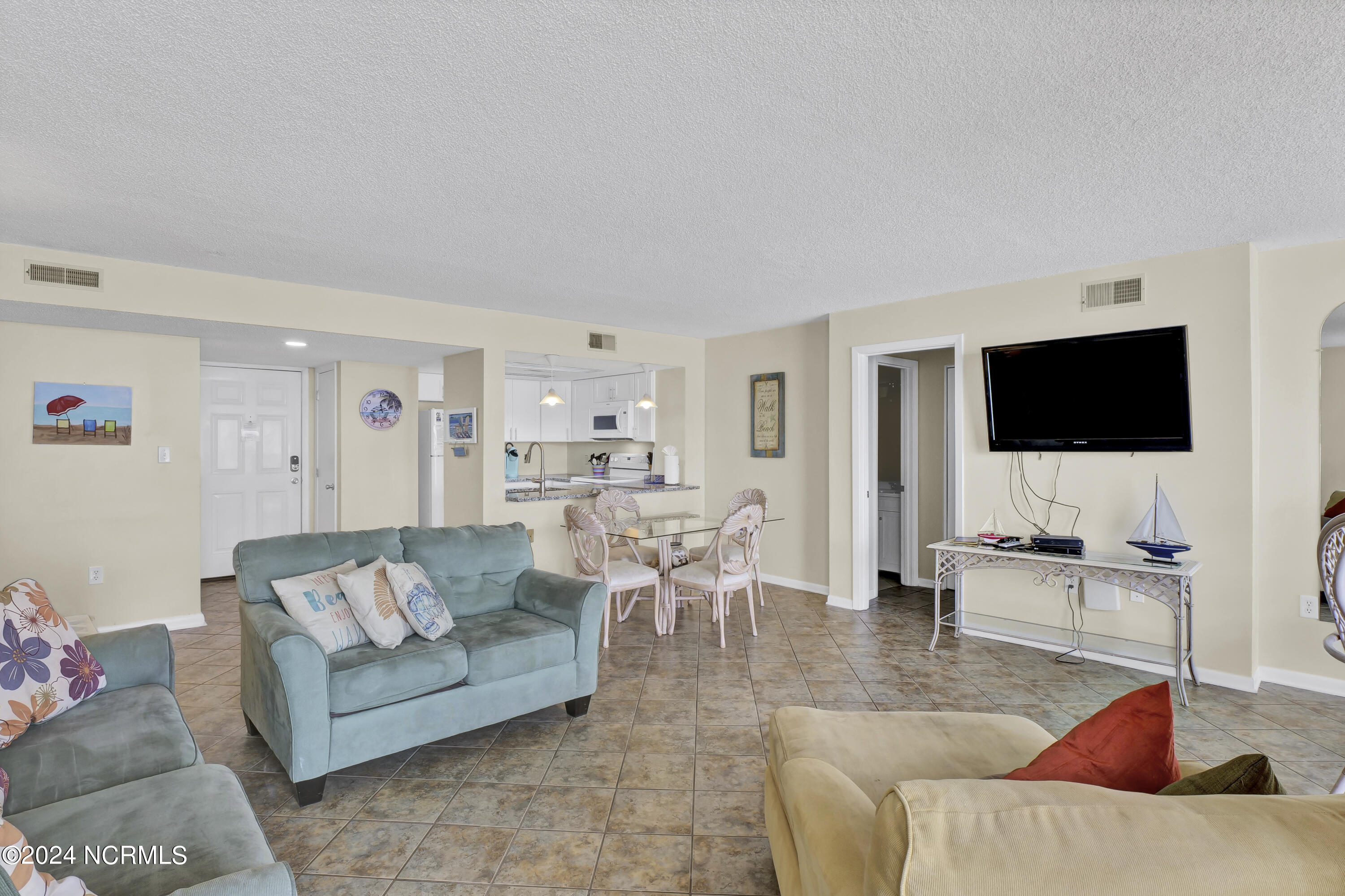 2000 New River Inlet Road 1509 Property Photo 8