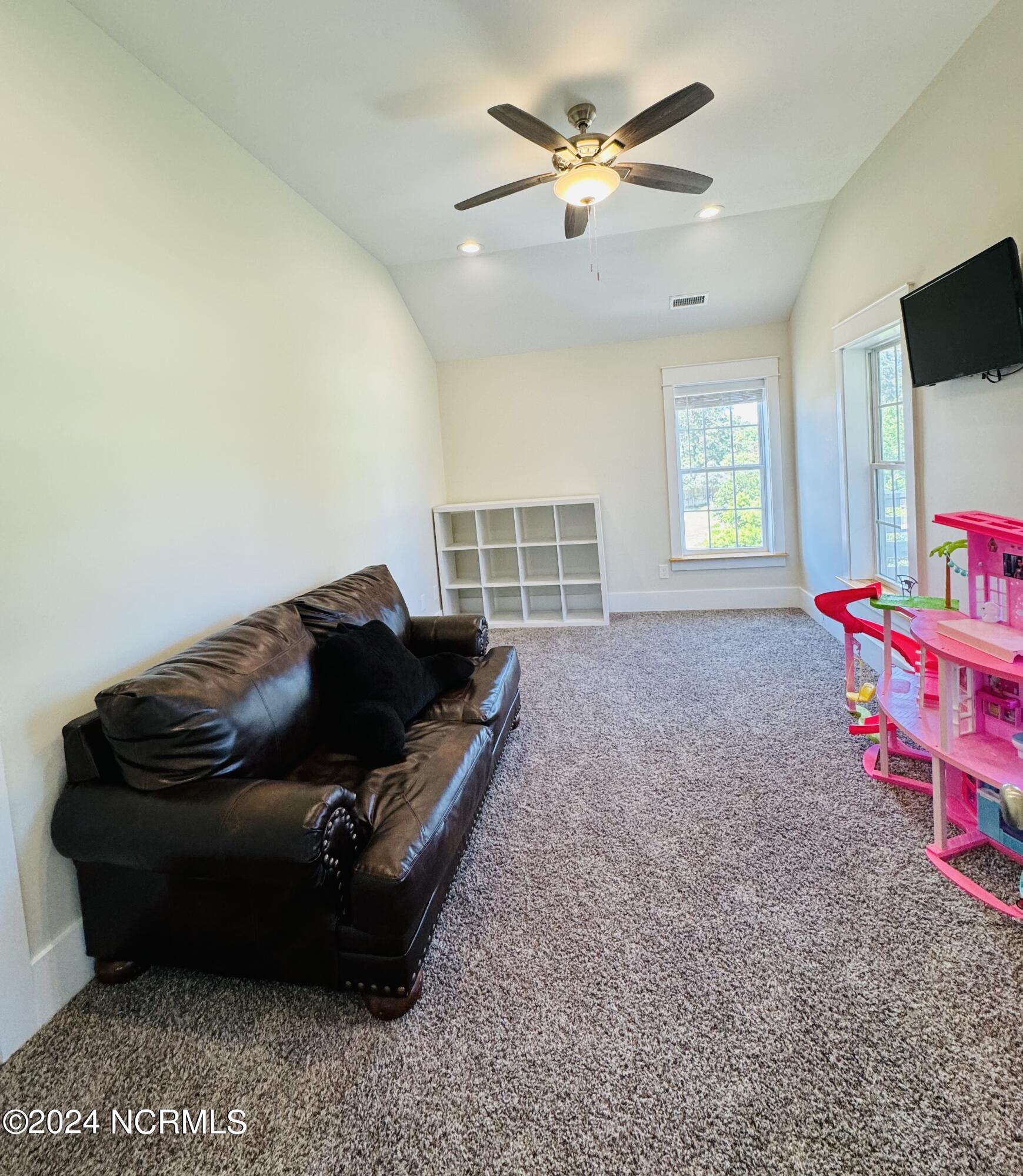 114 Caco Street Property Photo 30