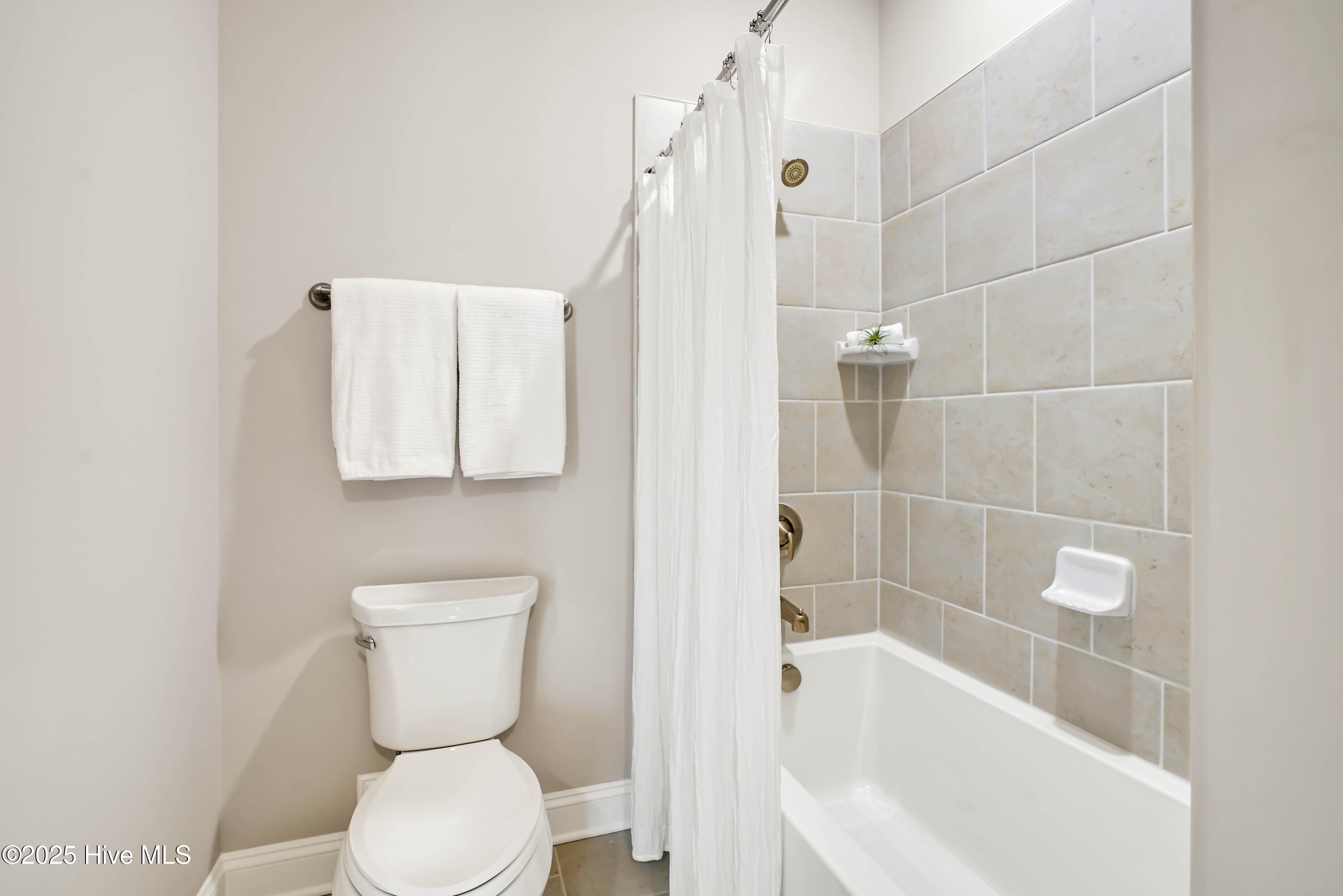 1117 Rockhill Road Property Photo 8