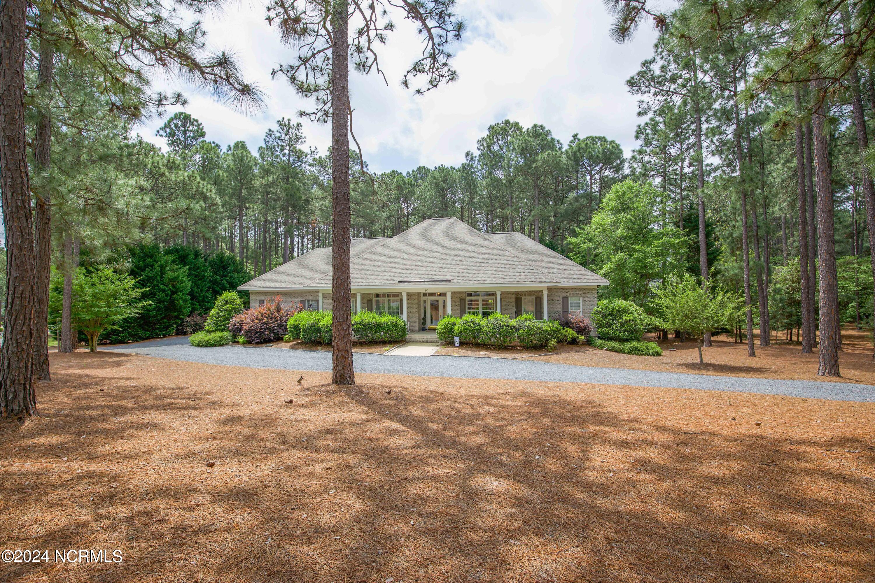 20 Troon Drive Property Photo 1