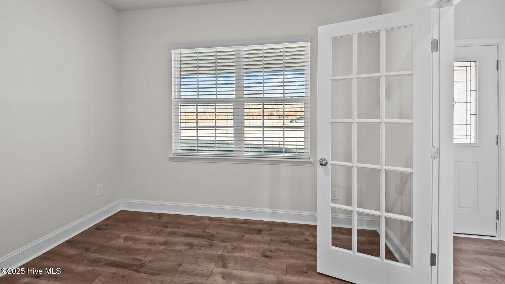 2070 Nc-102 Property Photo 2