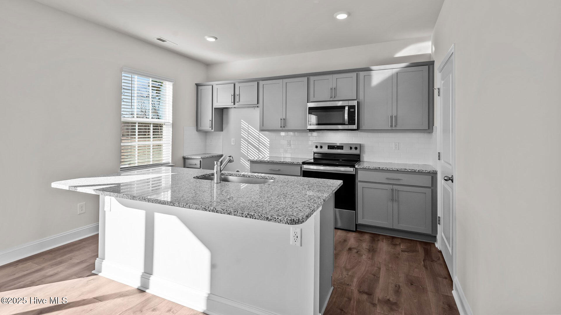 2070 Nc-102 Property Photo 6