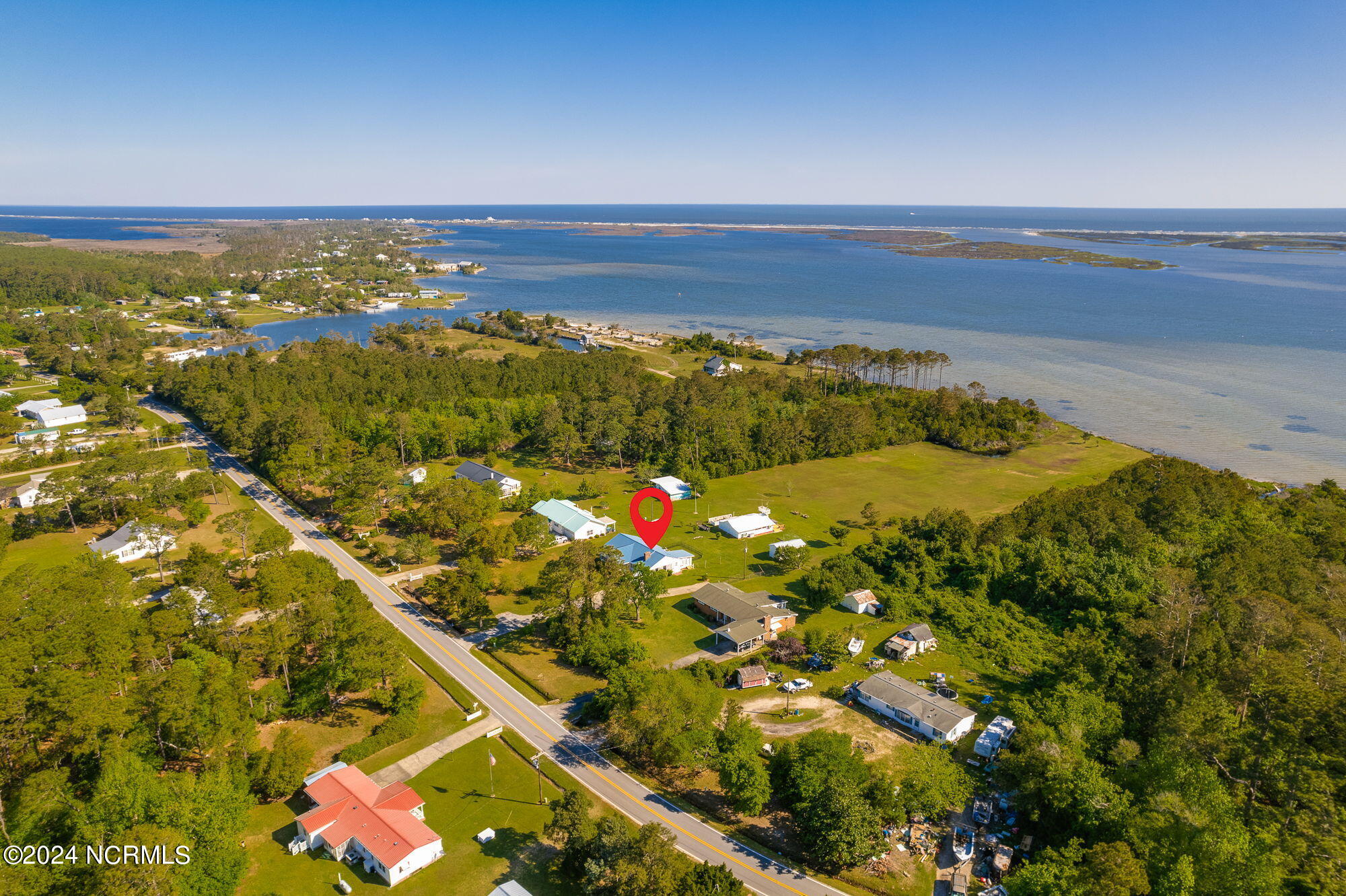 2604 Cedar Island Road Property Photo 3